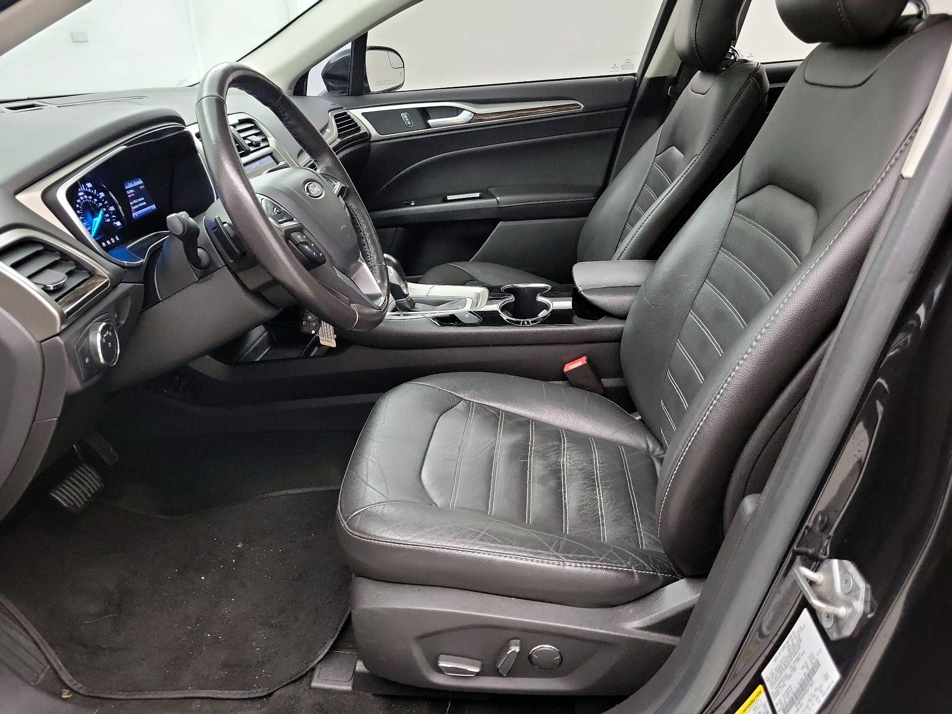 Thumbnail: 2014 Ford Fusion - 11