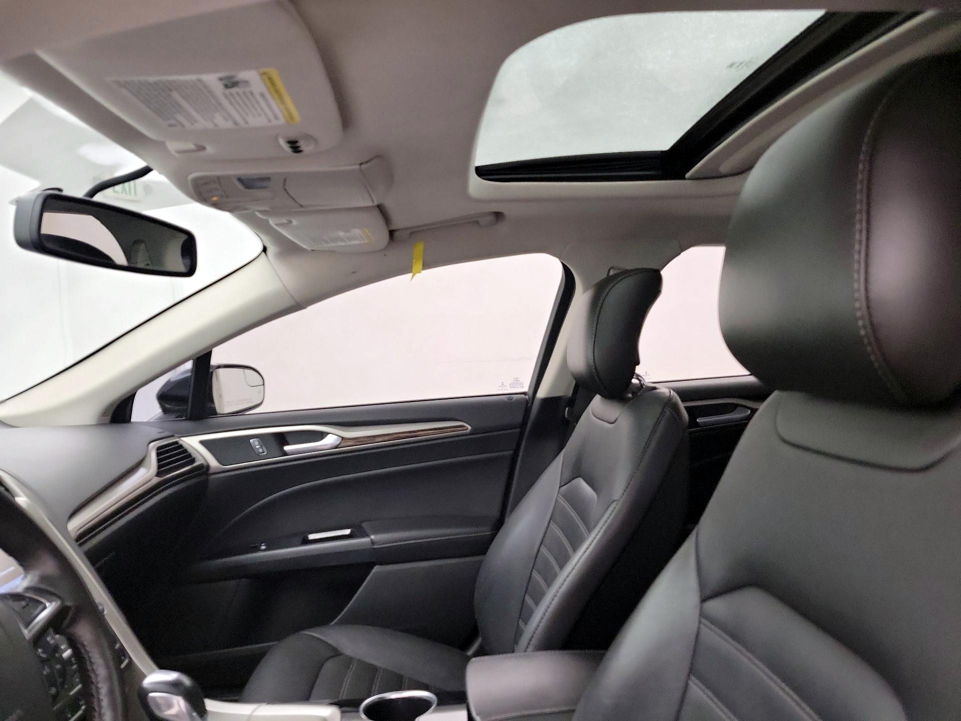 Thumbnail: 2014 Ford Fusion - 19