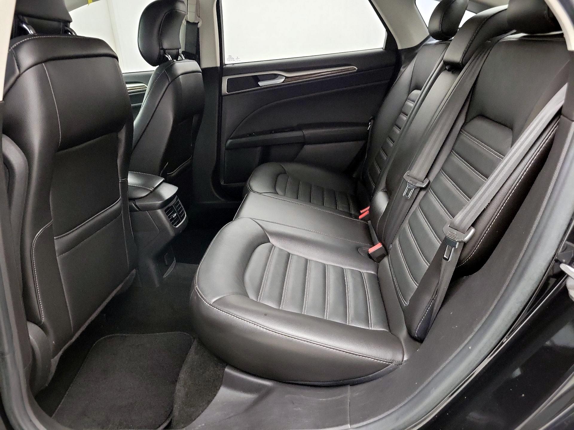 Thumbnail: 2014 Ford Fusion - 20