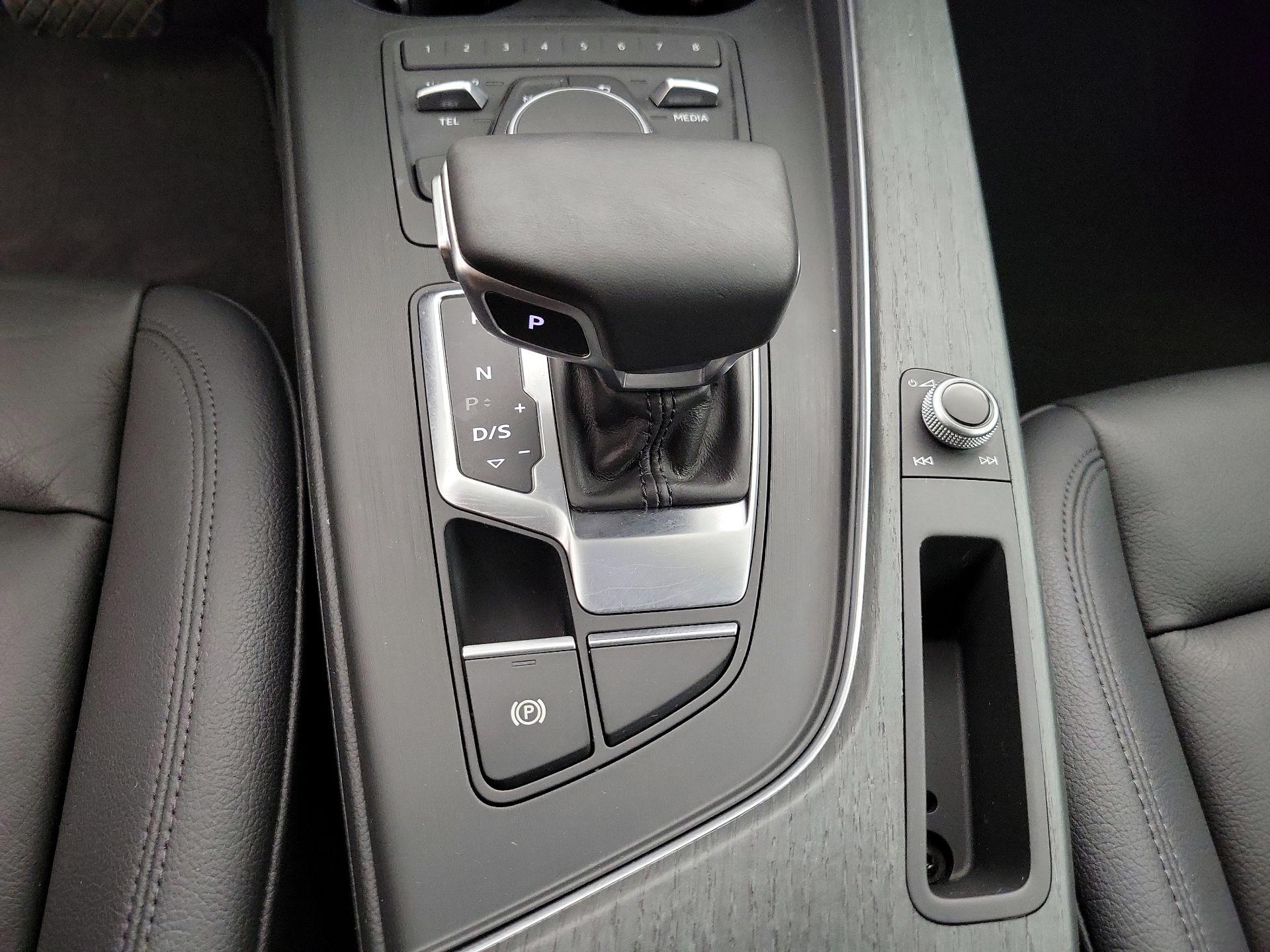 Thumbnail: 2018 Audi A4 - 17