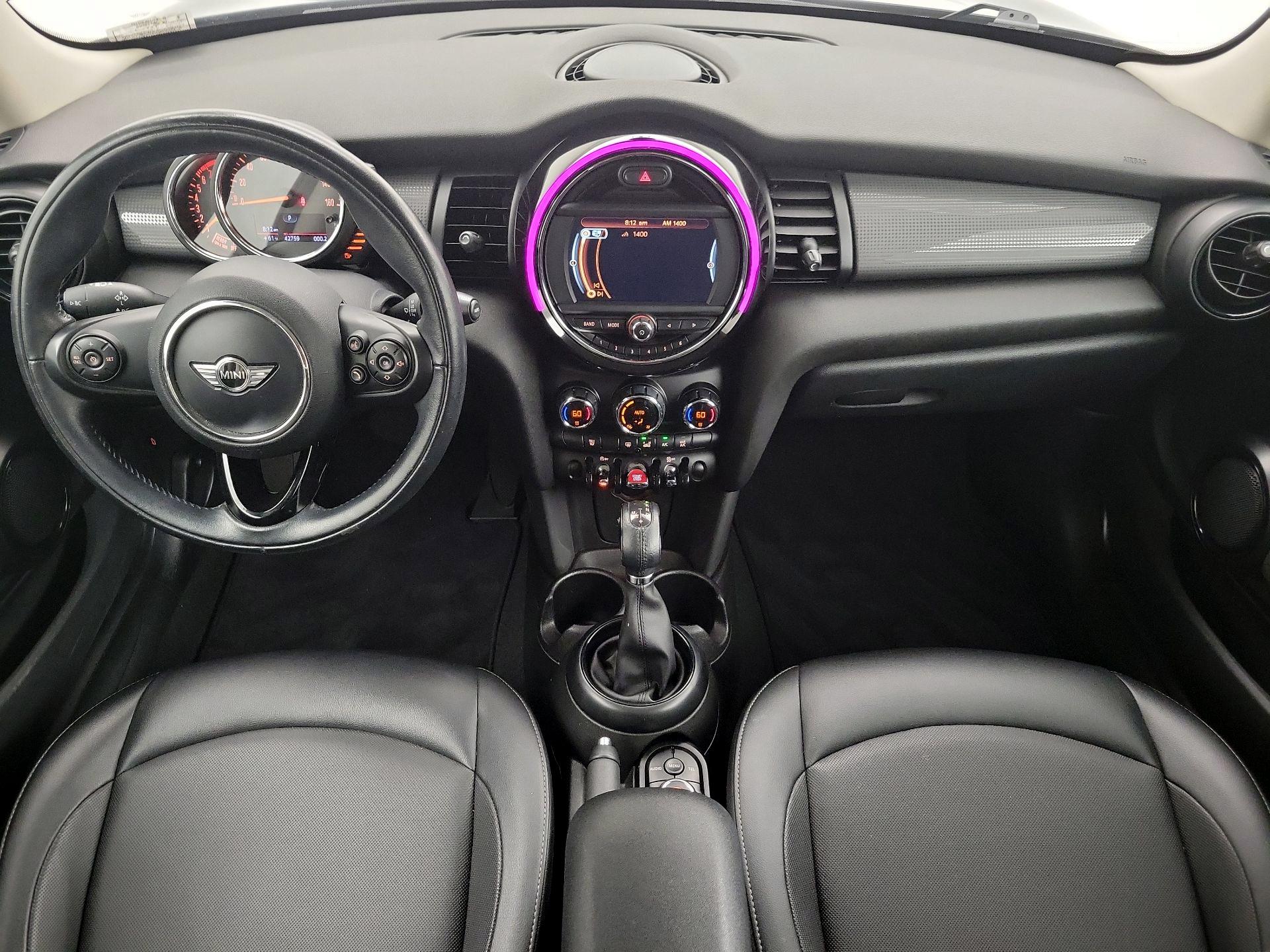 Thumbnail: 2017 MINI Cooper Hardtop - 9