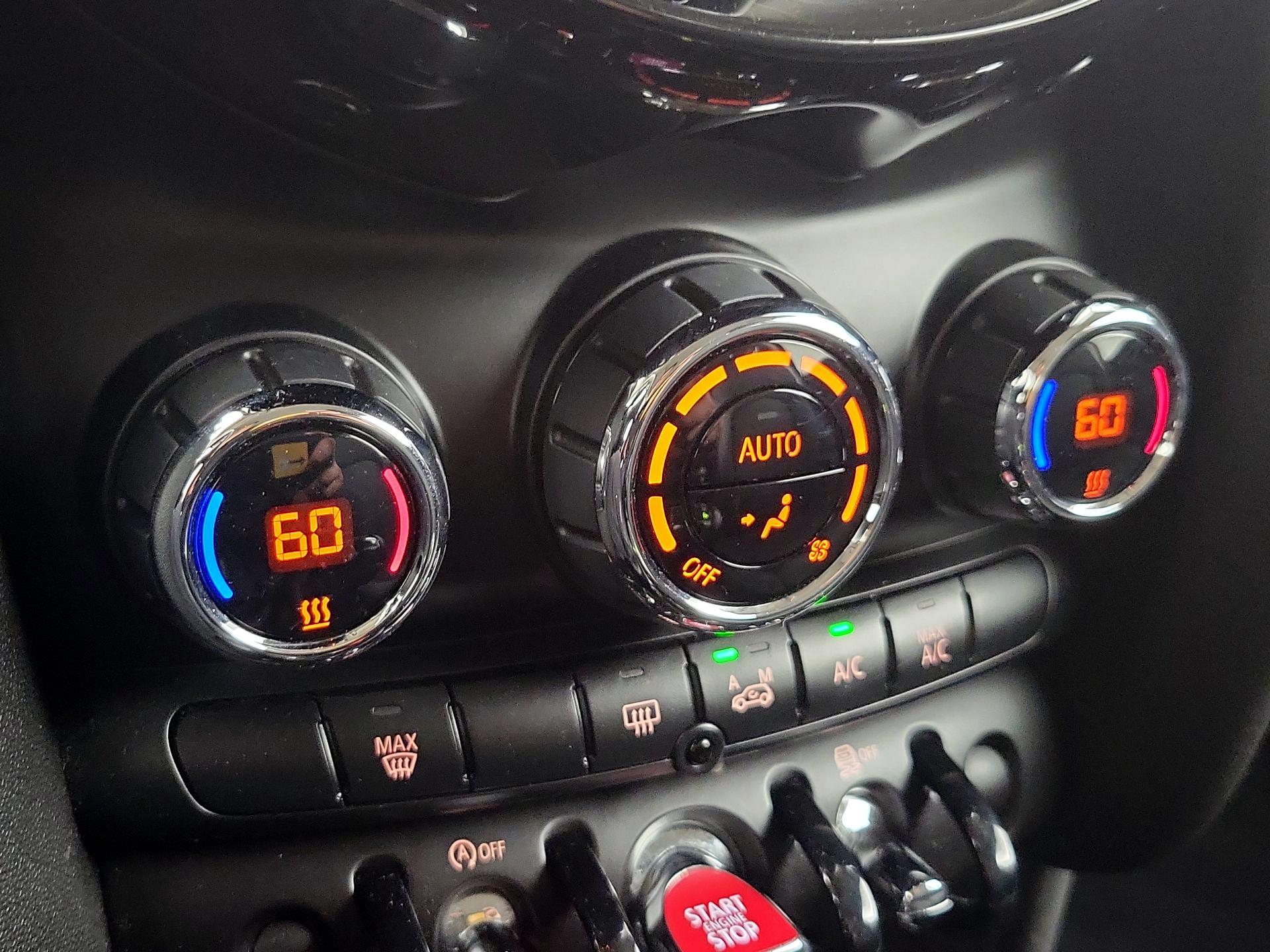 Thumbnail: 2017 MINI Cooper Hardtop - 15