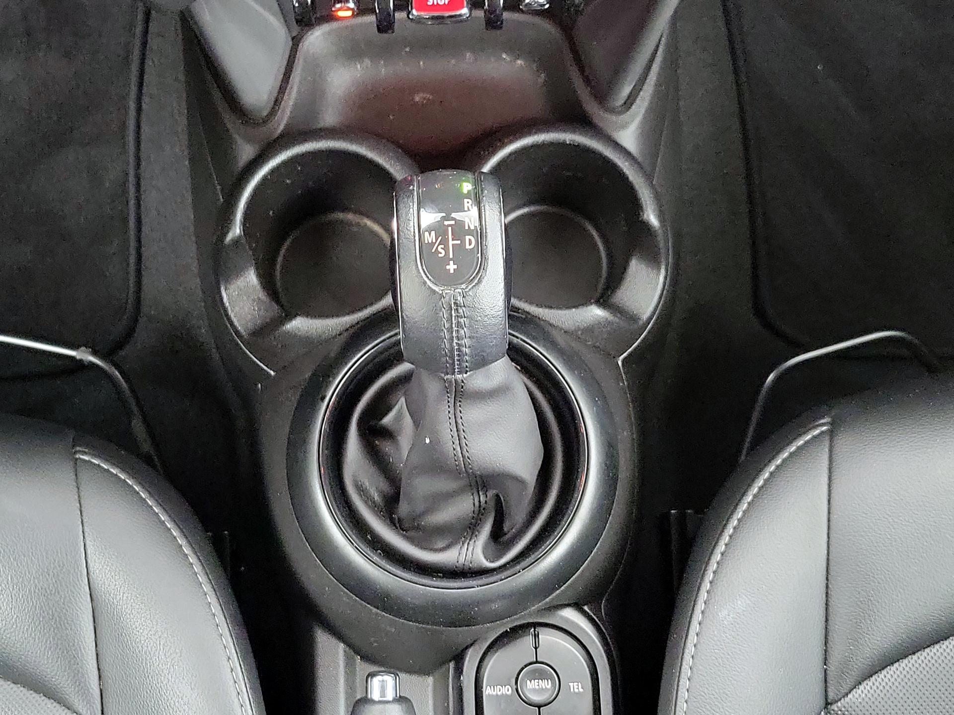 Thumbnail: 2017 MINI Cooper Hardtop - 16