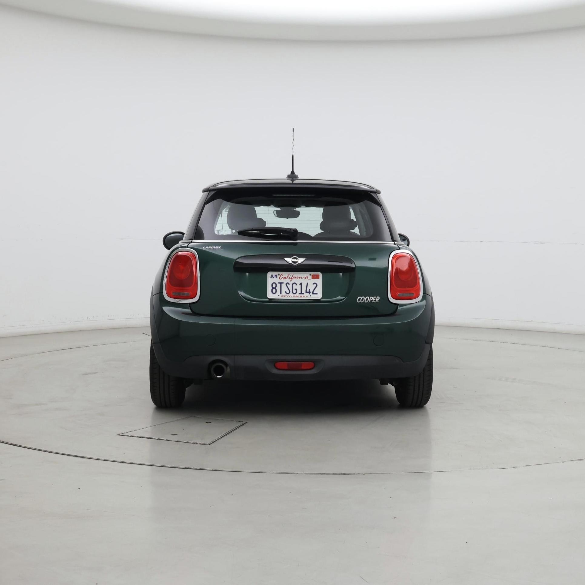 Thumbnail: 2017 MINI Cooper Hardtop - 6