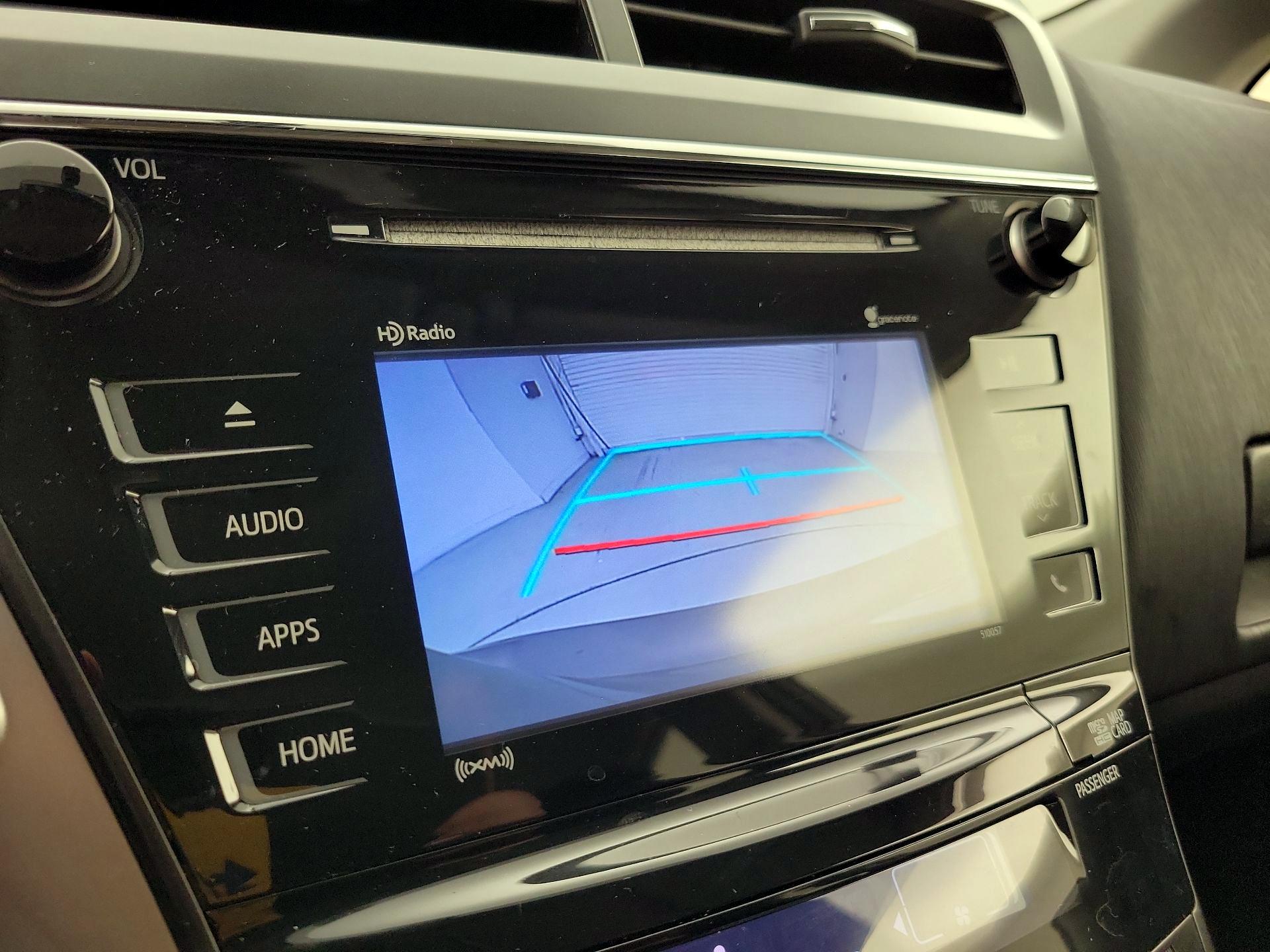 Thumbnail: 2016 Toyota Prius v - 14