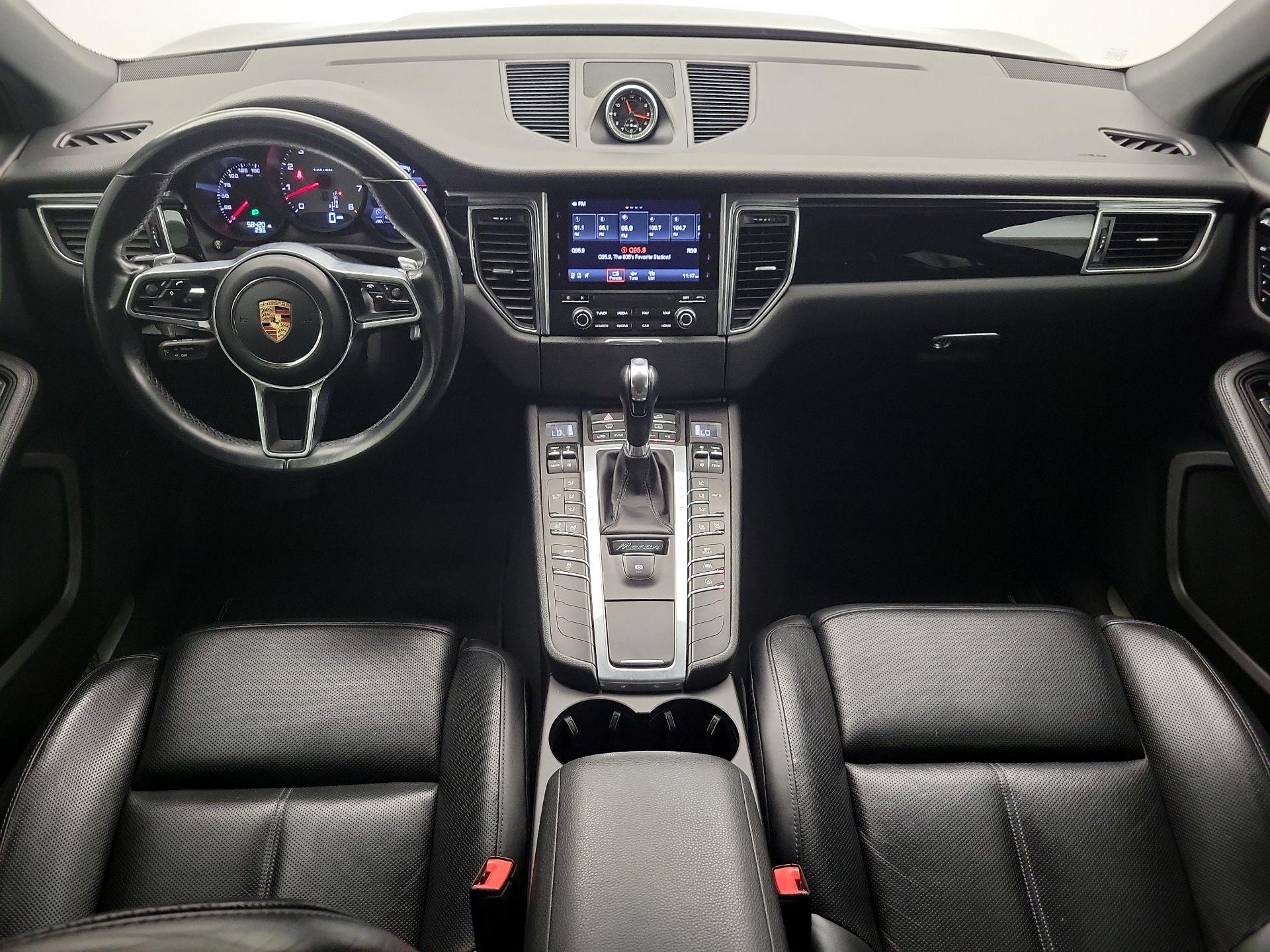 Thumbnail: 2018 Porsche Macan - 9