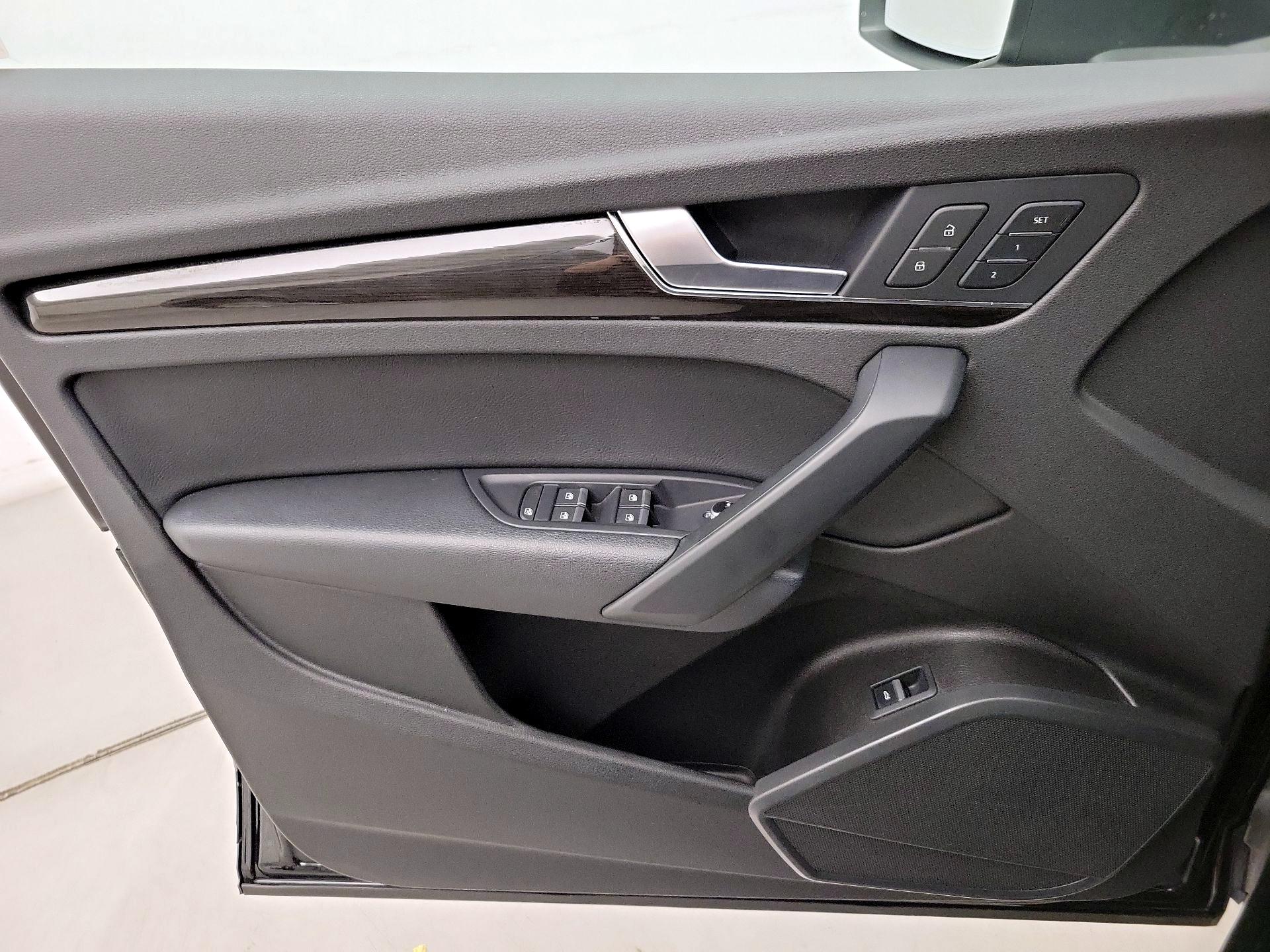 Thumbnail: 2018 Audi Q5 - 12