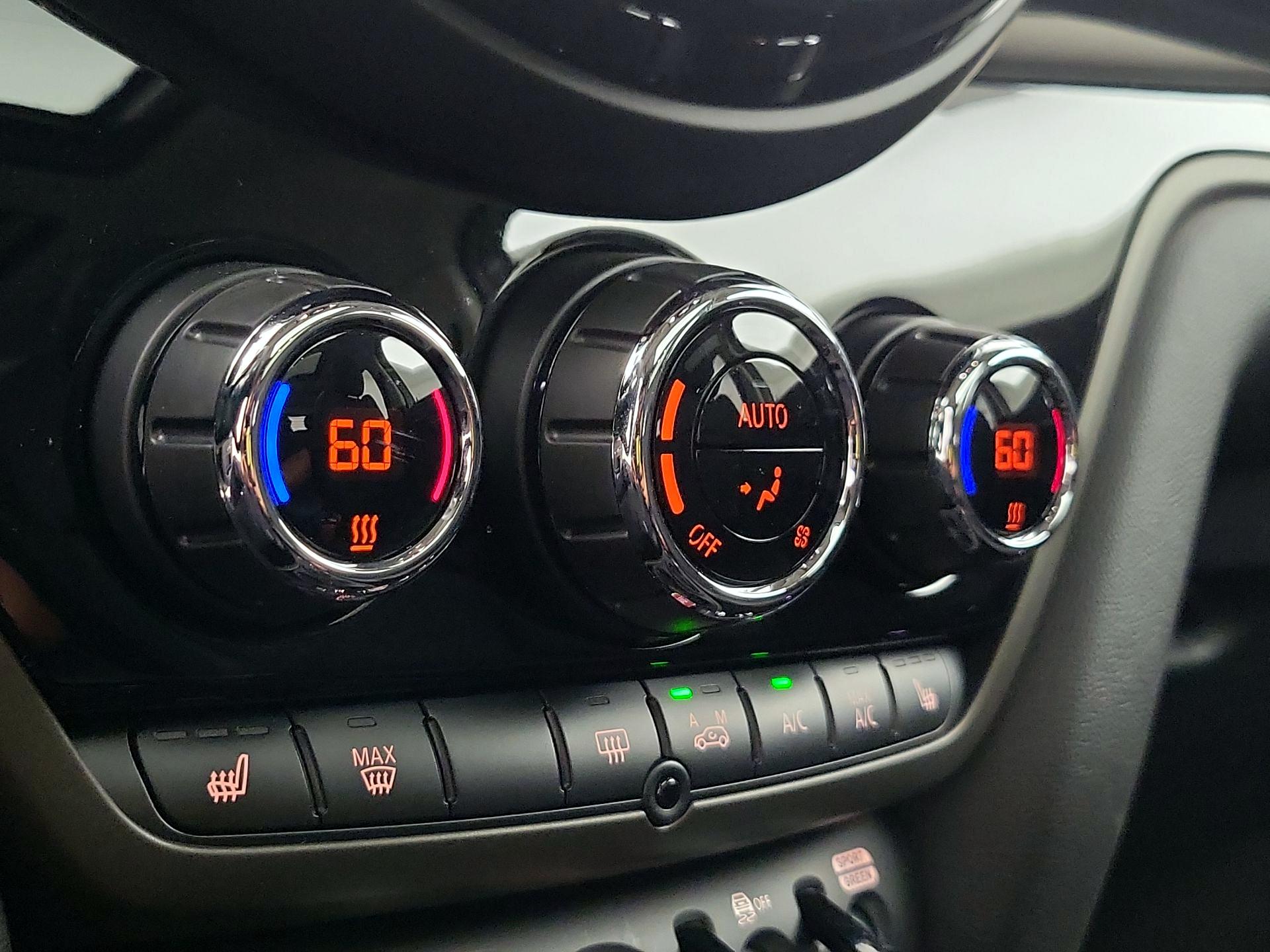 Thumbnail: 2019 MINI Cooper Countryman - 16