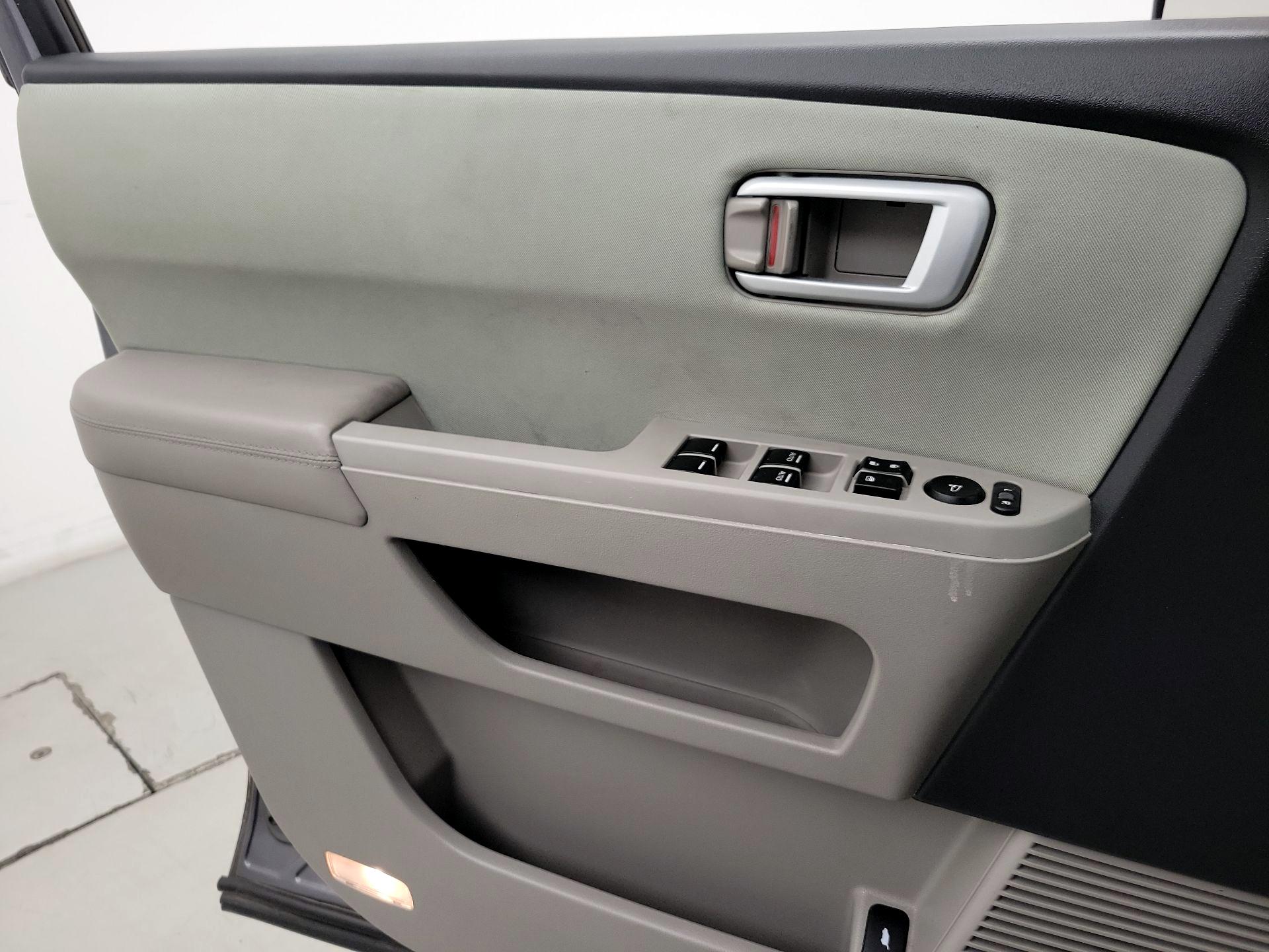 Thumbnail: 2015 Honda Pilot - 12