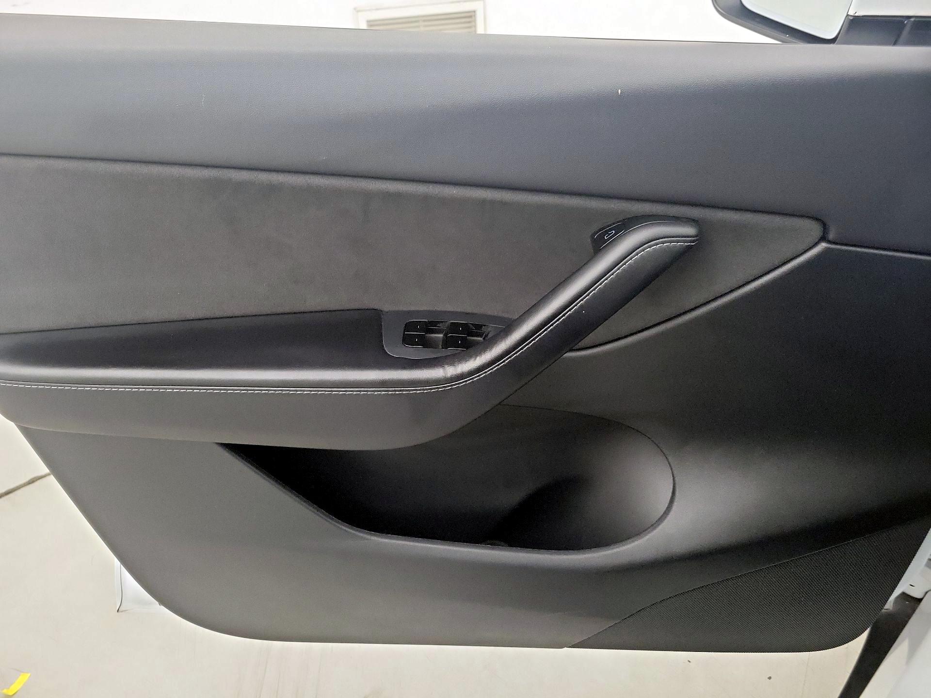 Thumbnail: 2021 Tesla Model Y - 12