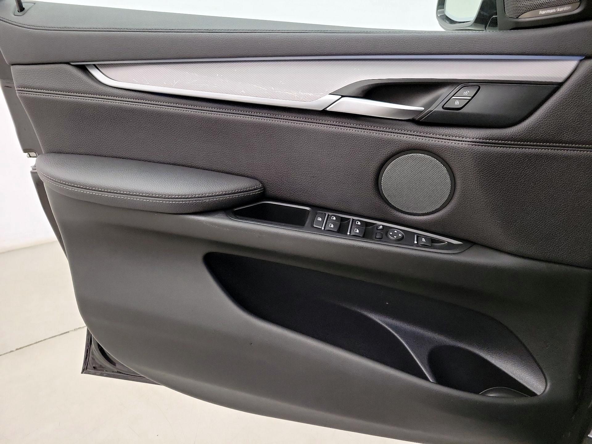 Thumbnail: 2019 BMW X6 - 12