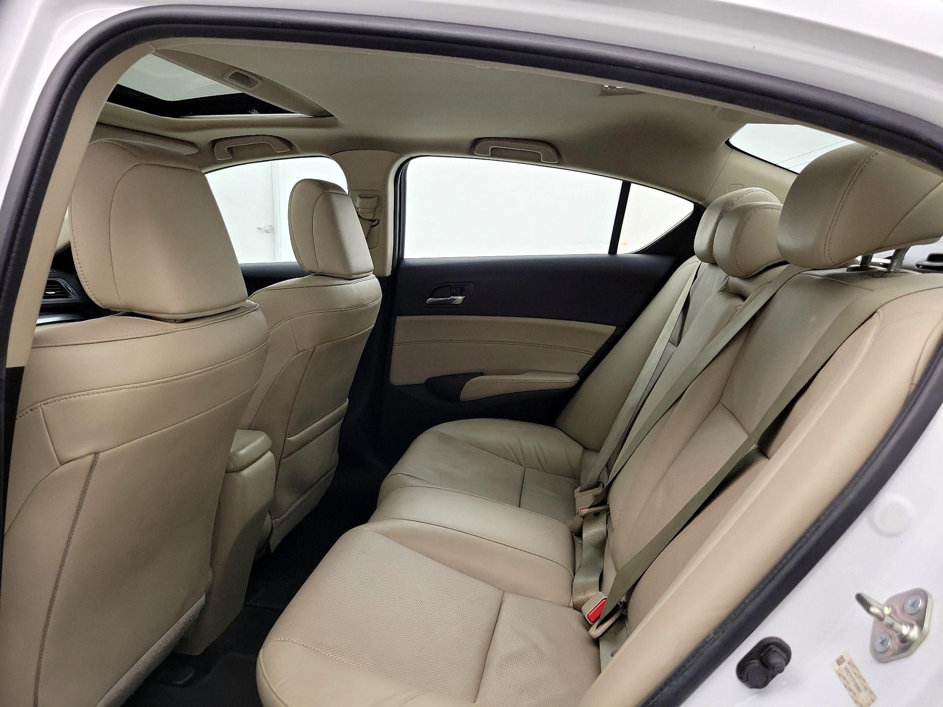 Thumbnail: 2015 Acura ILX - 20