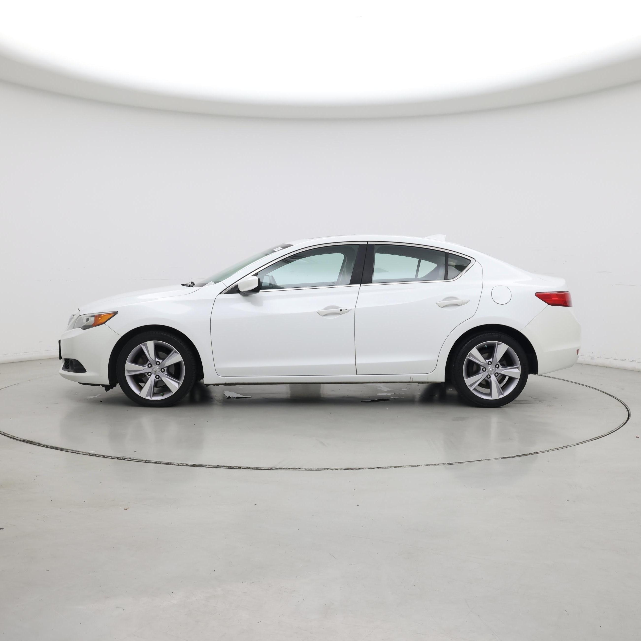 Thumbnail: 2015 Acura ILX - 3