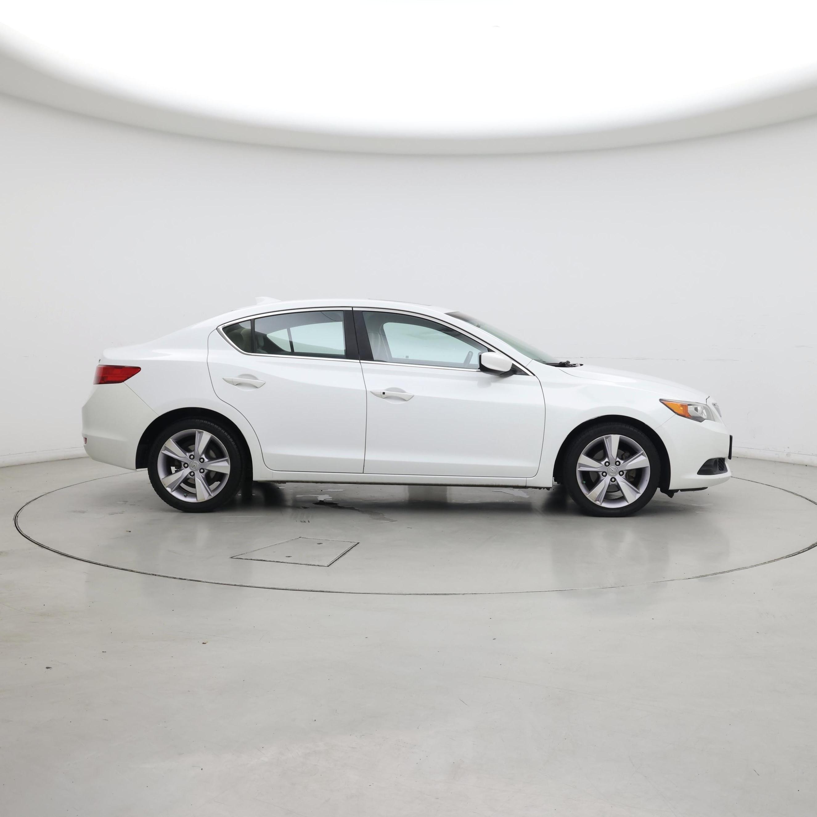 Thumbnail: 2015 Acura ILX - 7