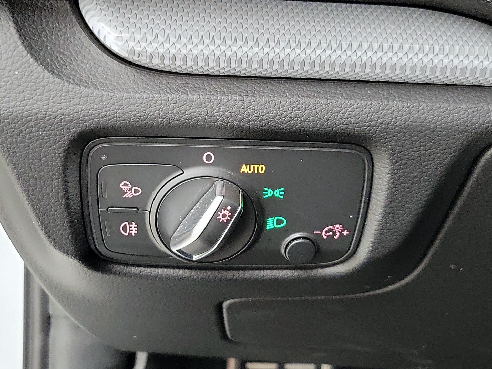 Thumbnail: 2016 Audi A3 - 13