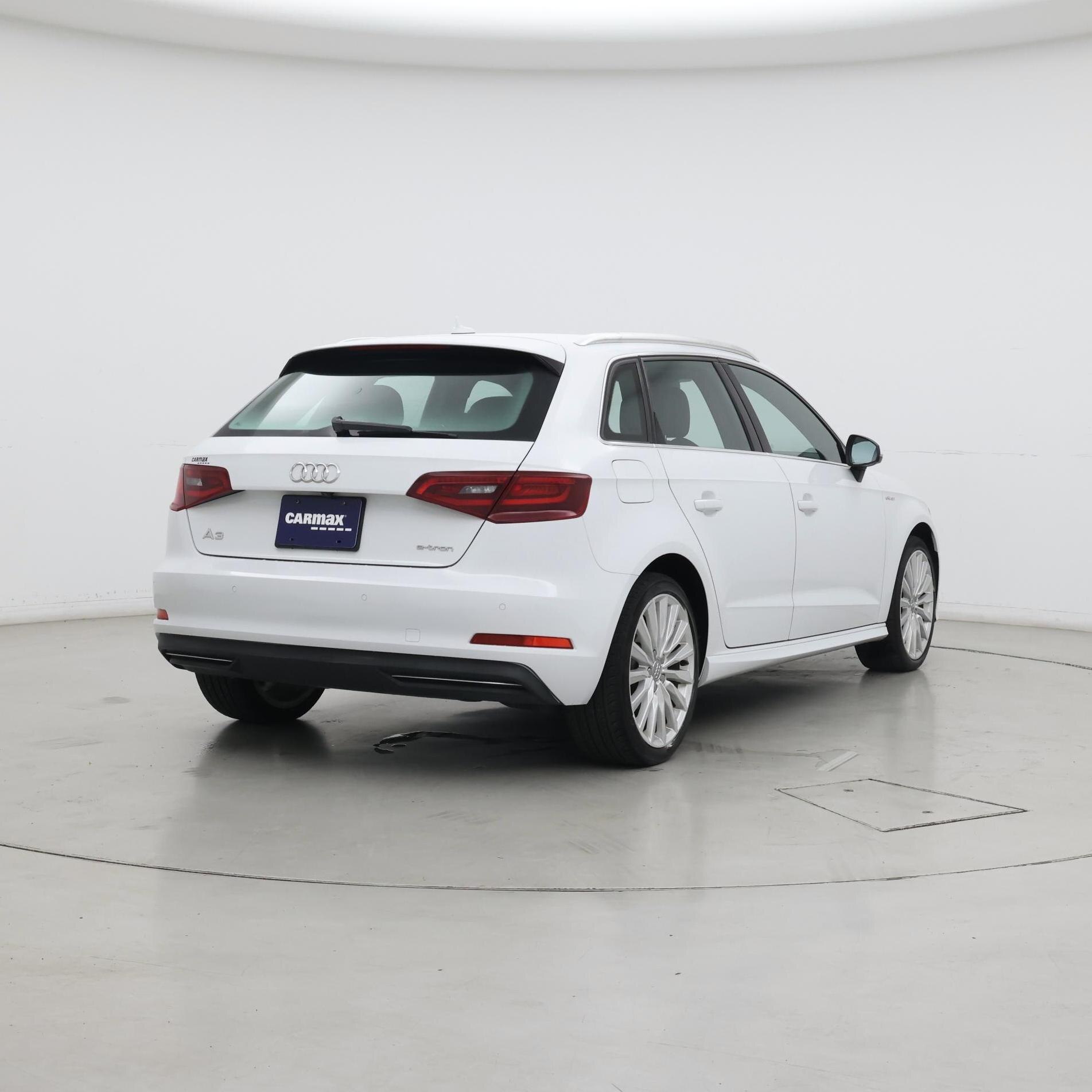 Thumbnail: 2016 Audi A3 - 8