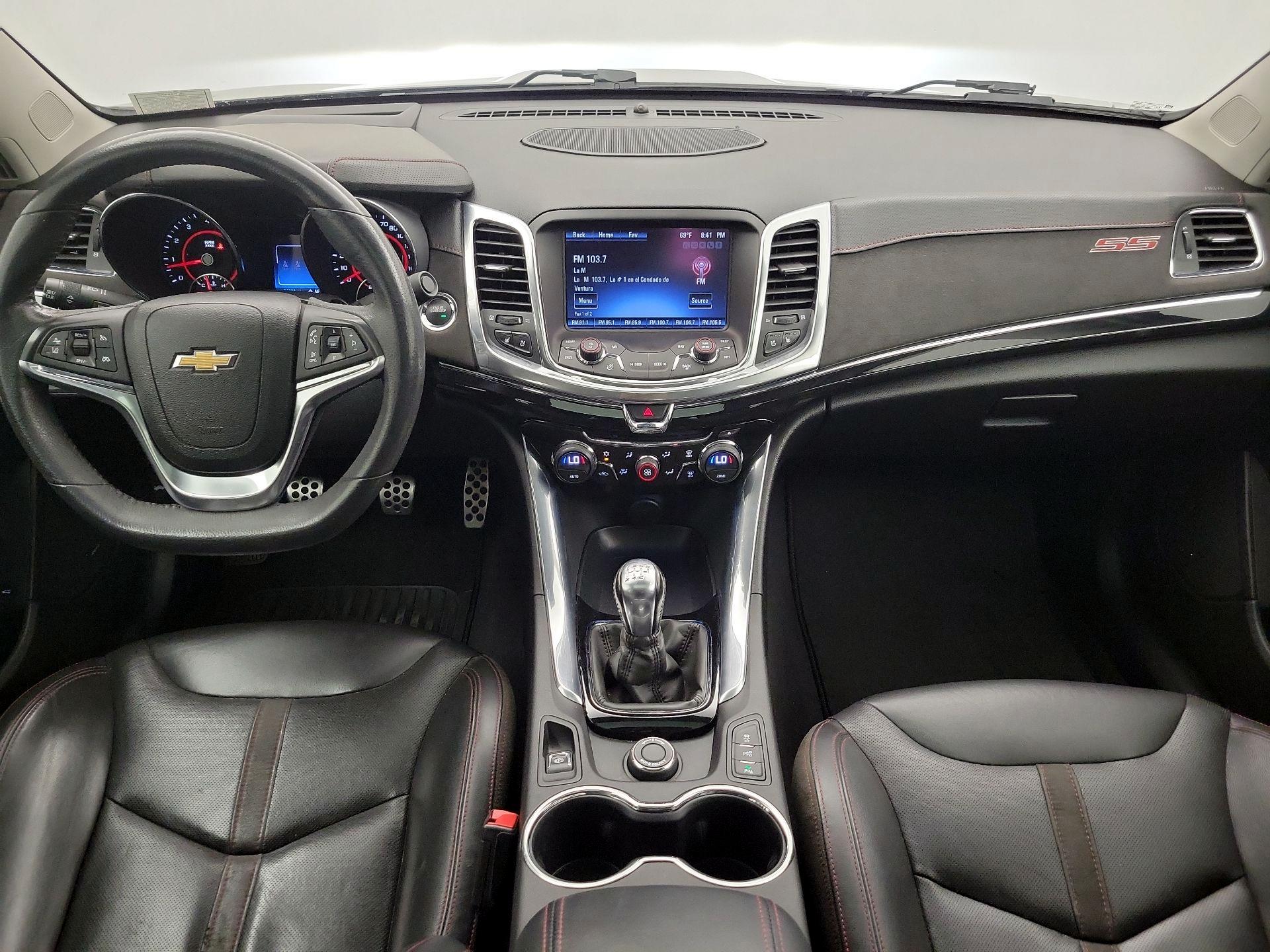 Thumbnail: 2015 Chevrolet  - 9