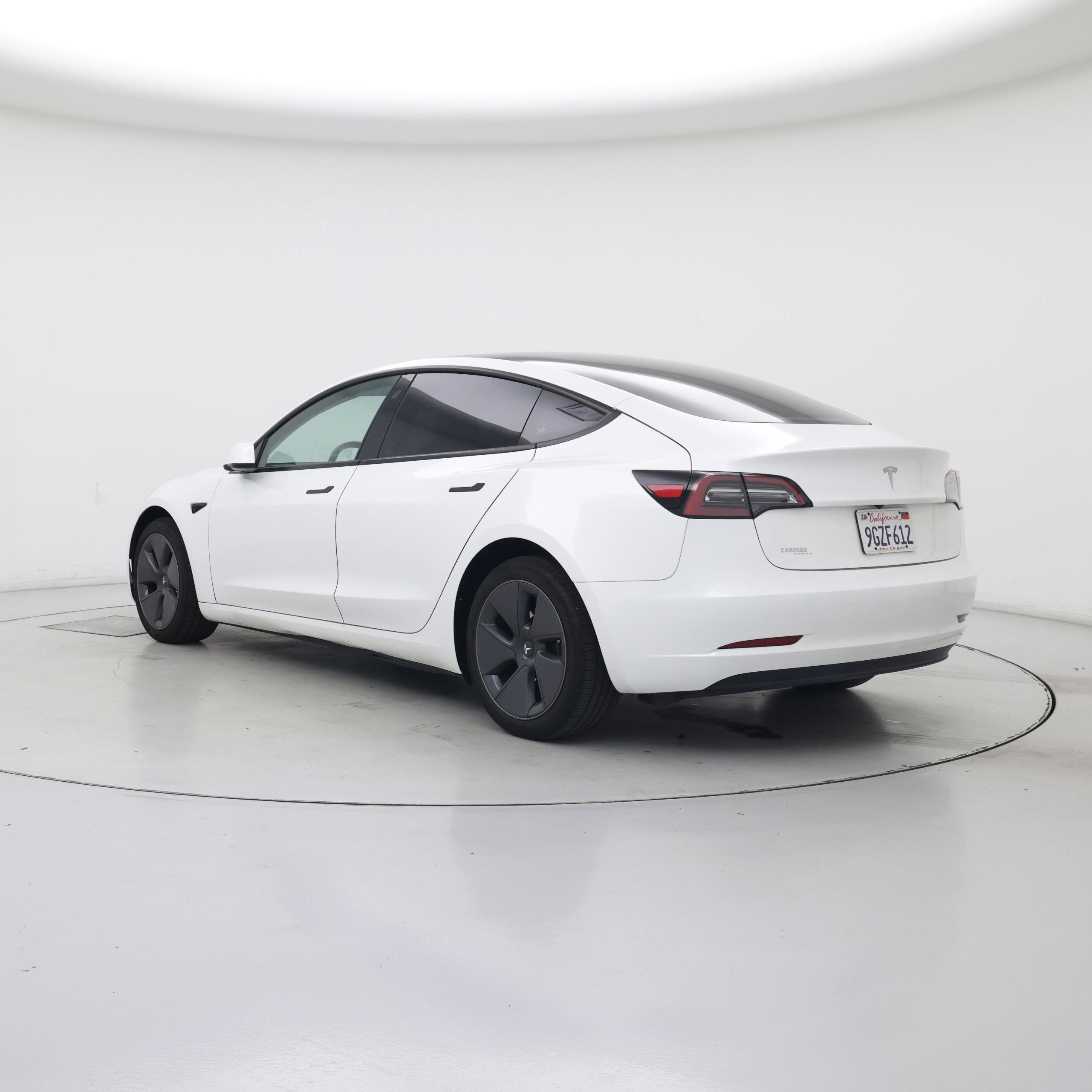 Thumbnail: 2023 Tesla Model 3 - 2