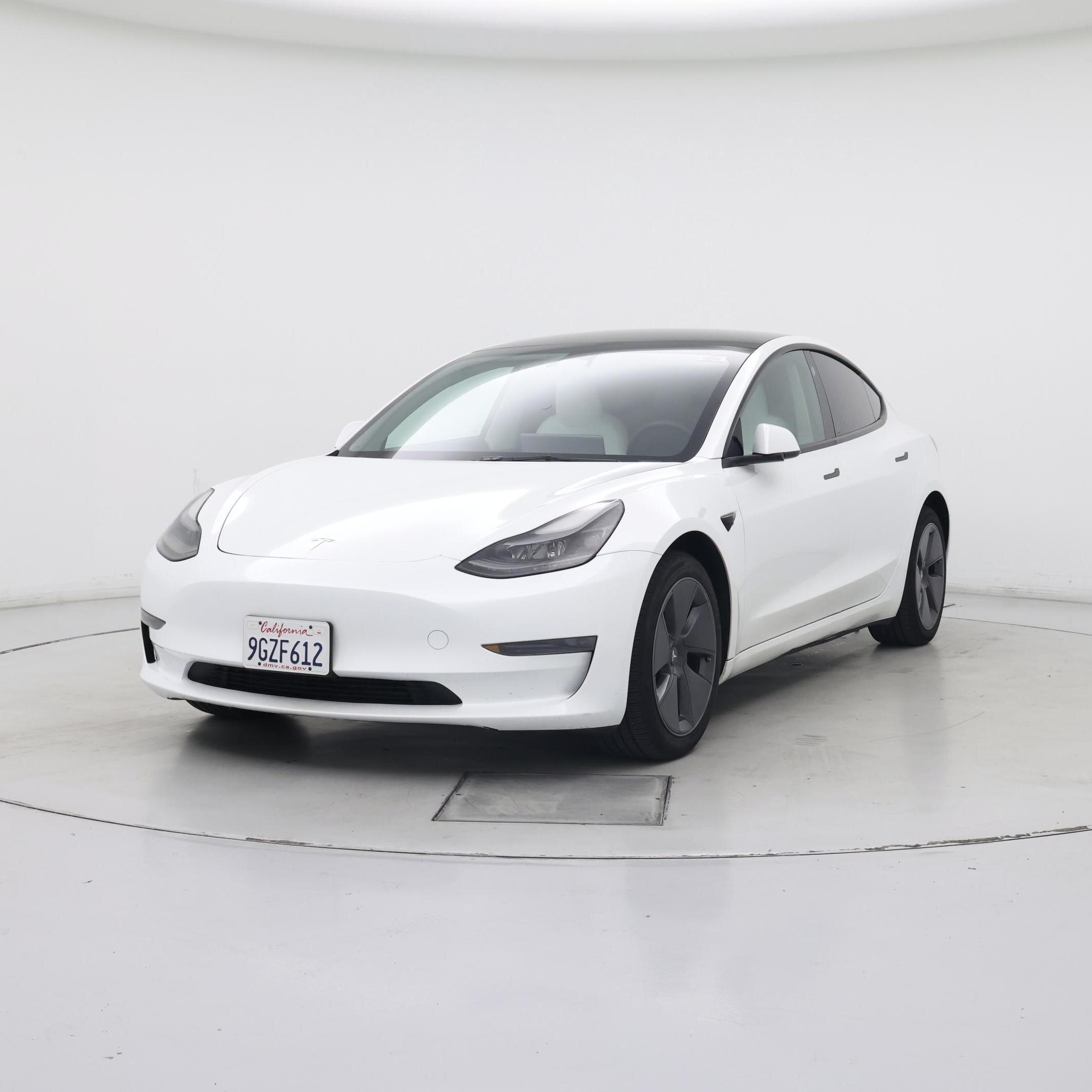 Thumbnail: 2023 Tesla Model 3 - 4