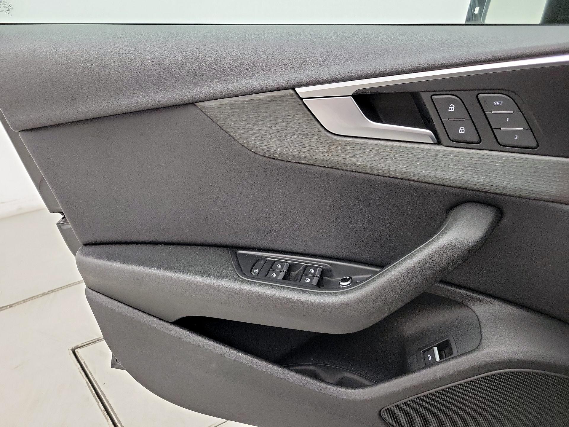 Thumbnail: 2018 Audi A4 - 12