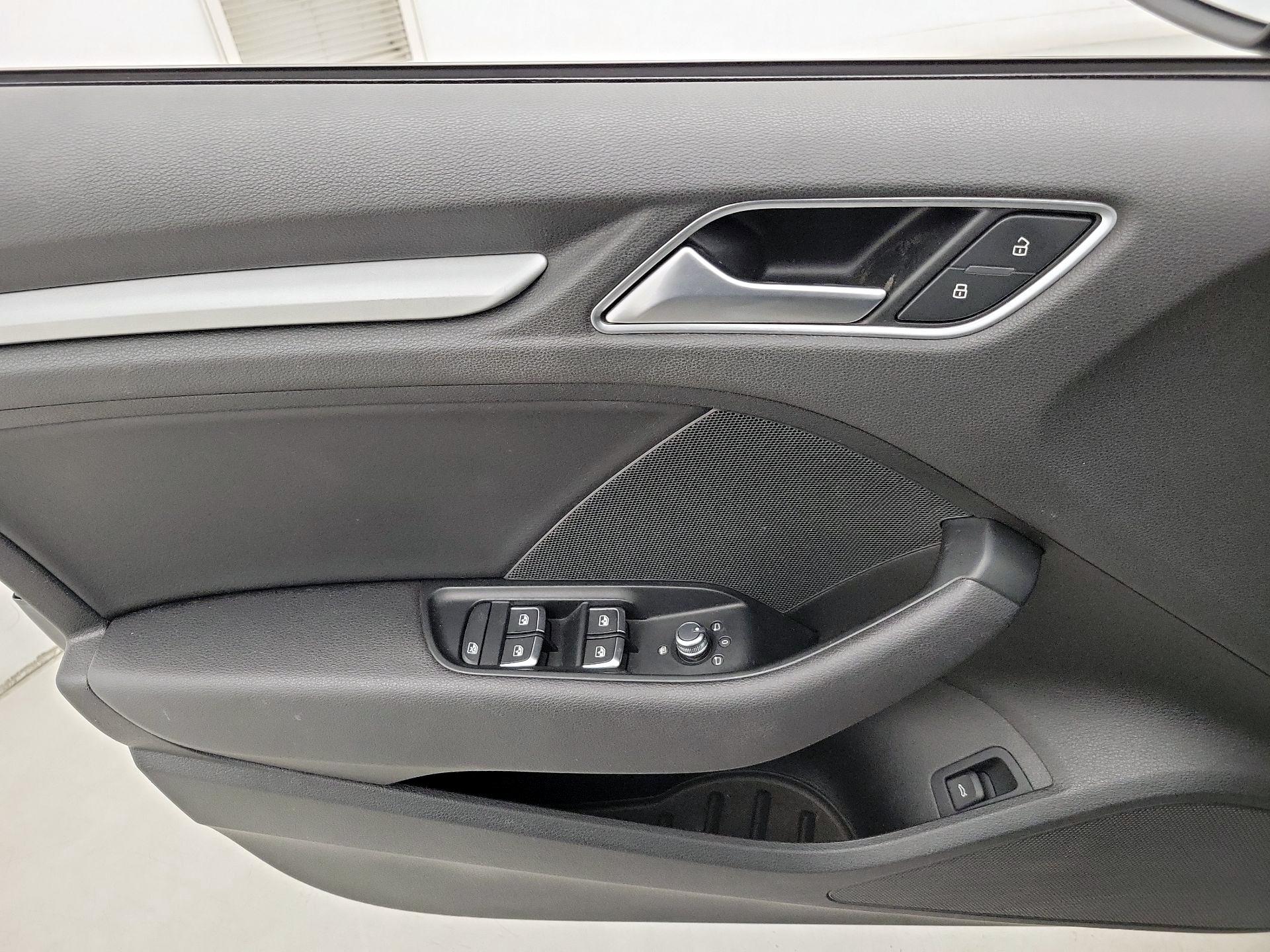 Thumbnail: 2017 Audi A3 - 12