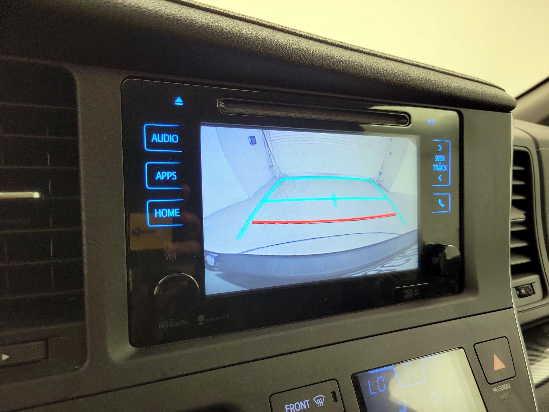 Thumbnail: 2015 Toyota Sienna - 15