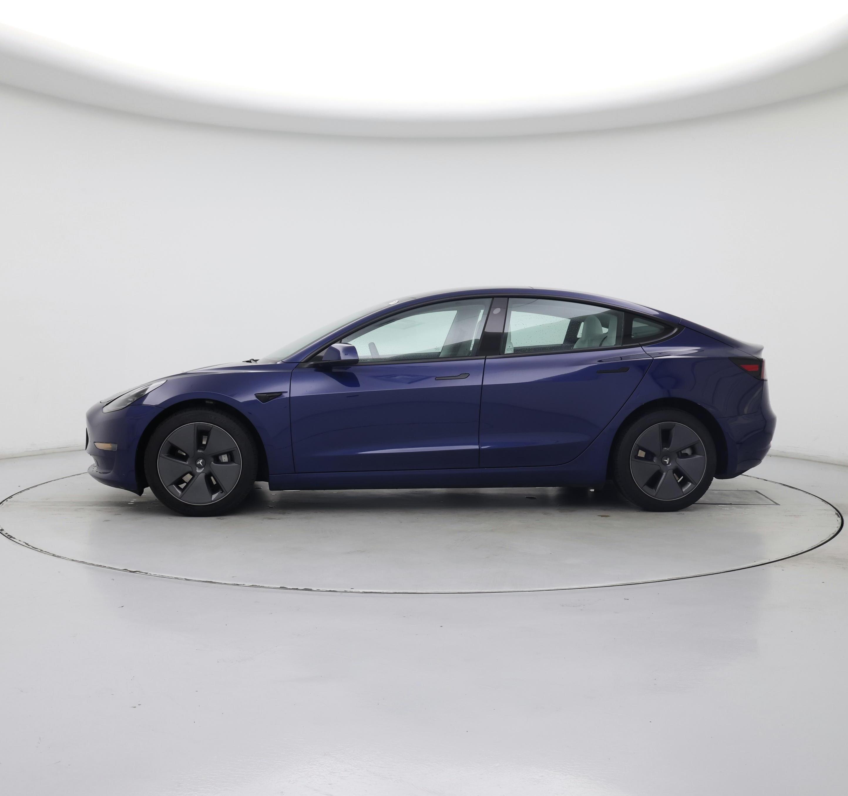 Thumbnail: 2022 Tesla Model 3 - 3