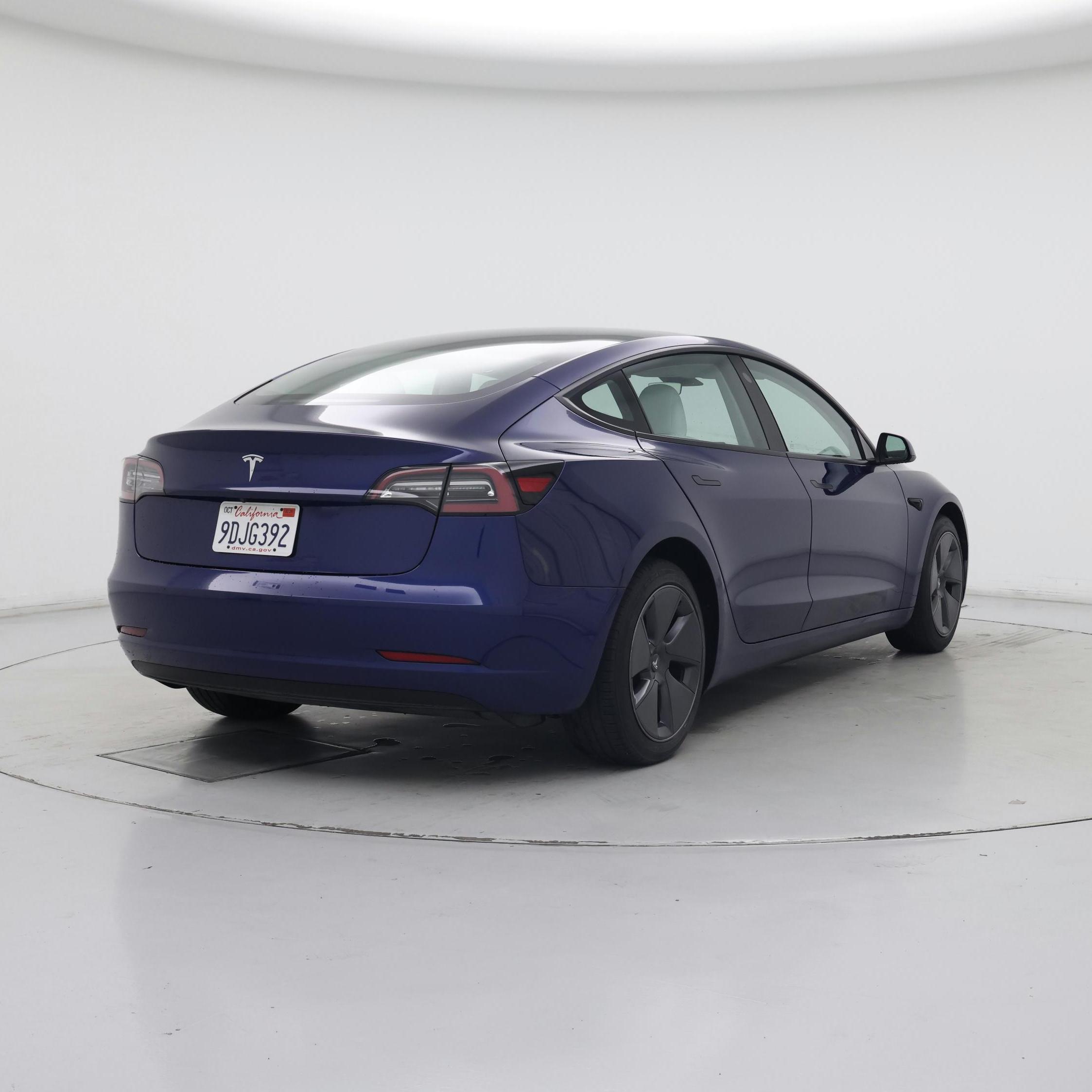 Thumbnail: 2022 Tesla Model 3 - 8