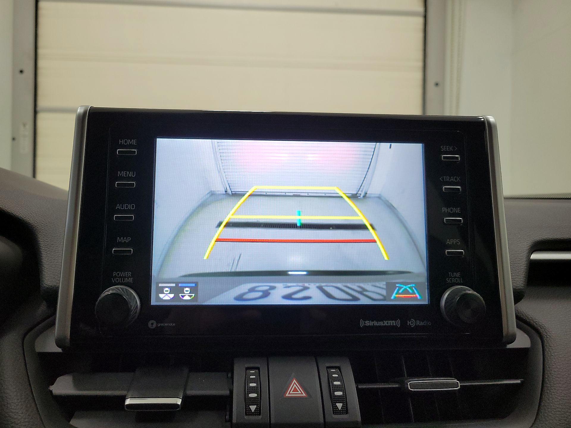 Thumbnail: 2020 Toyota RAV4 - 14