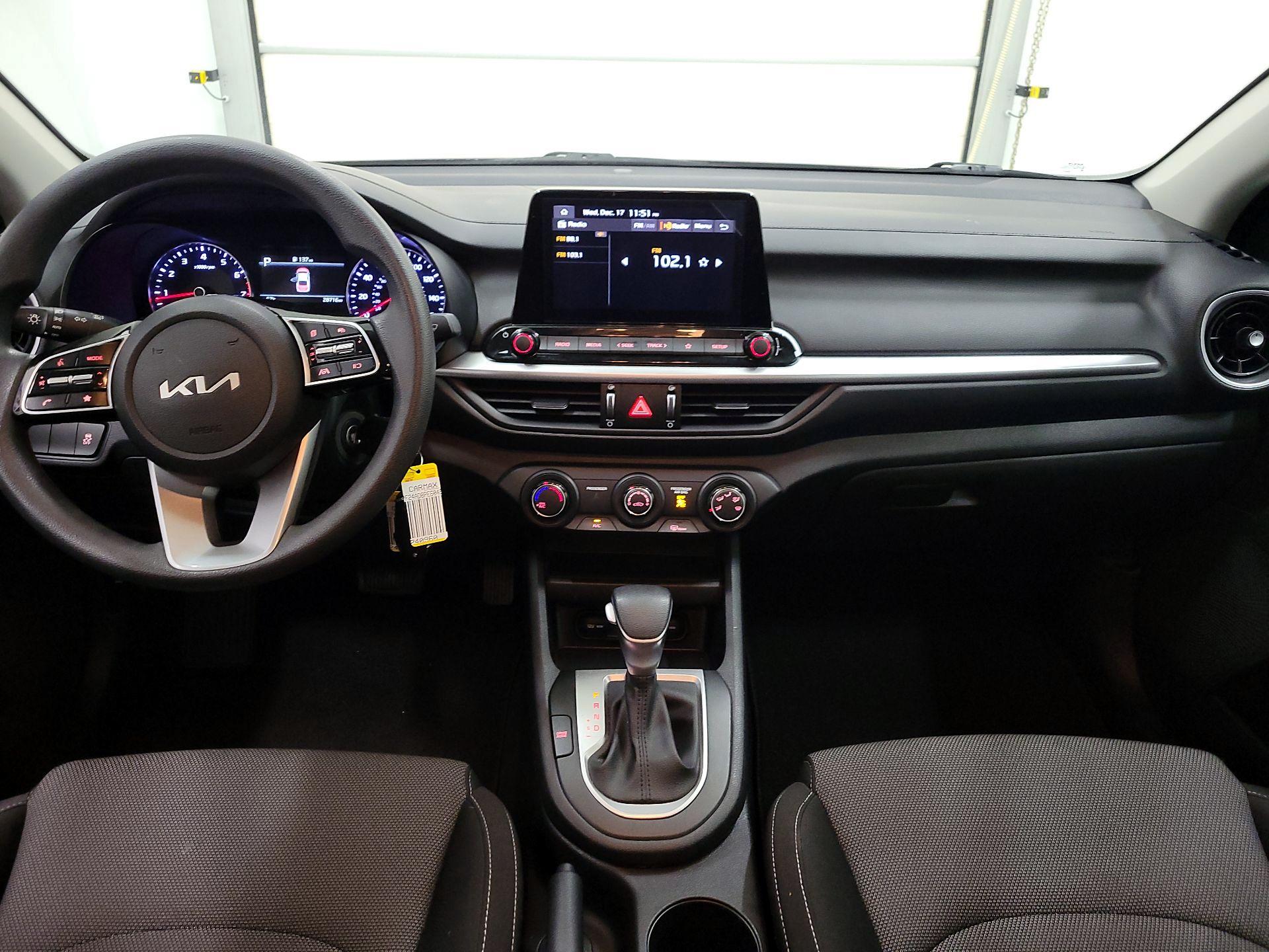 Thumbnail: 2023 Kia Forte - 9