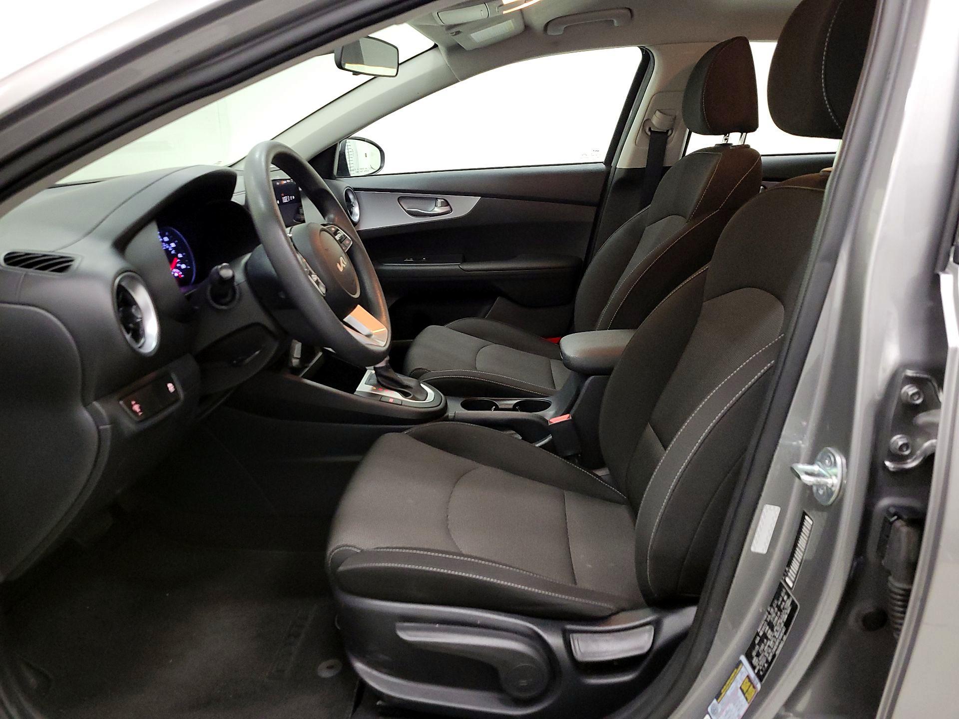 Thumbnail: 2023 Kia Forte - 11