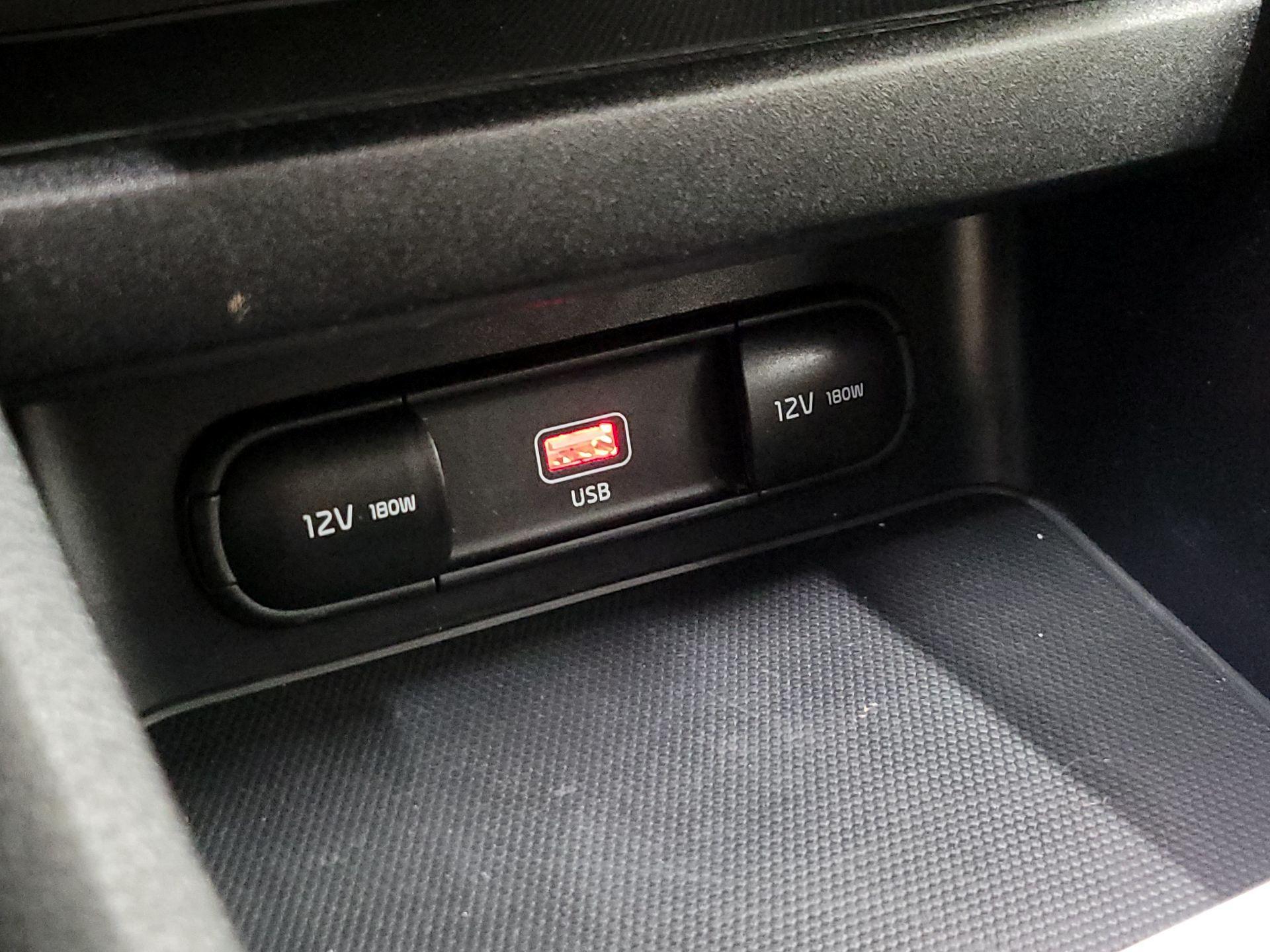 Thumbnail: 2023 Kia Forte - 18