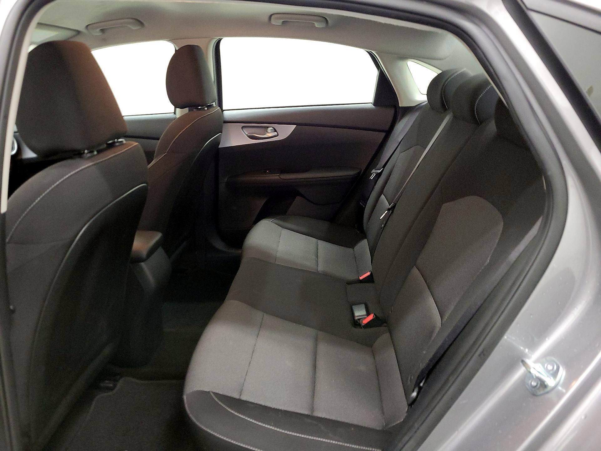 Thumbnail: 2023 Kia Forte - 19