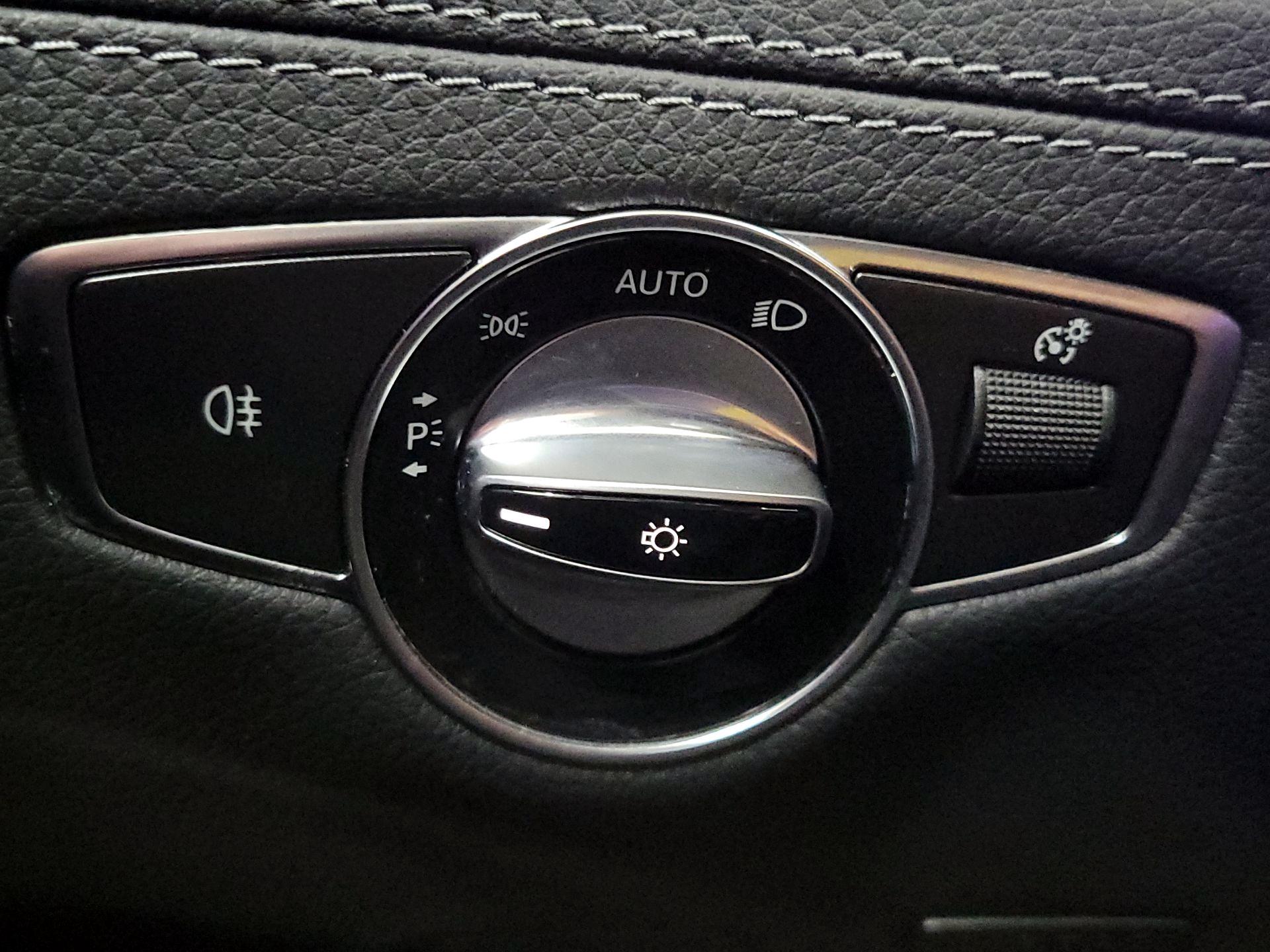 Thumbnail: 2021 Mercedes-Benz AMG GT - 13