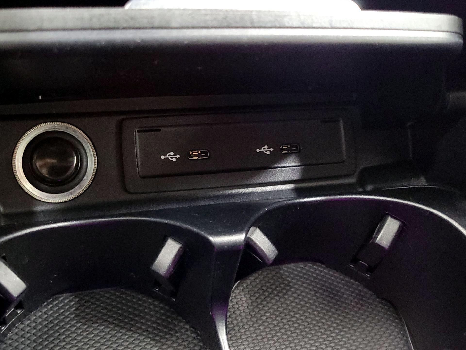 Thumbnail: 2021 Mercedes-Benz AMG GT - 19