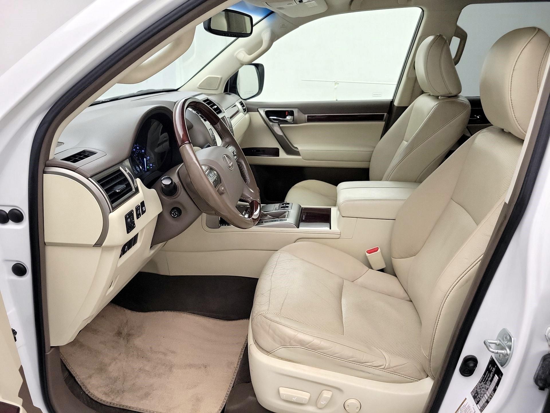 Thumbnail: 2018 Lexus GX - 11