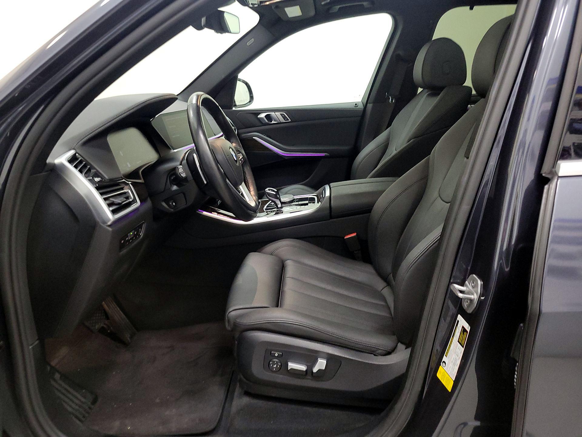 Thumbnail: 2021 BMW X5 - 11