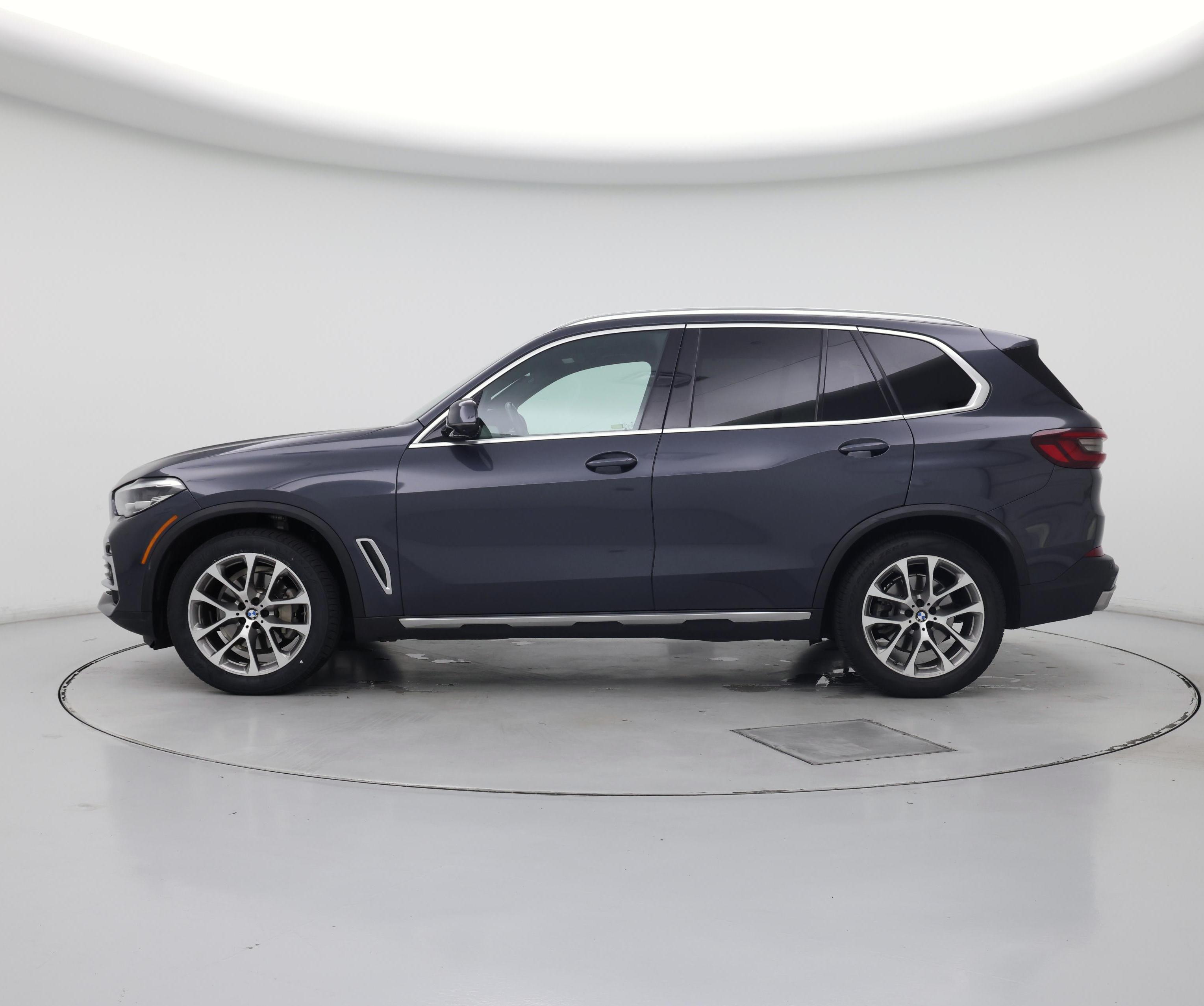 Thumbnail: 2021 BMW X5 - 3