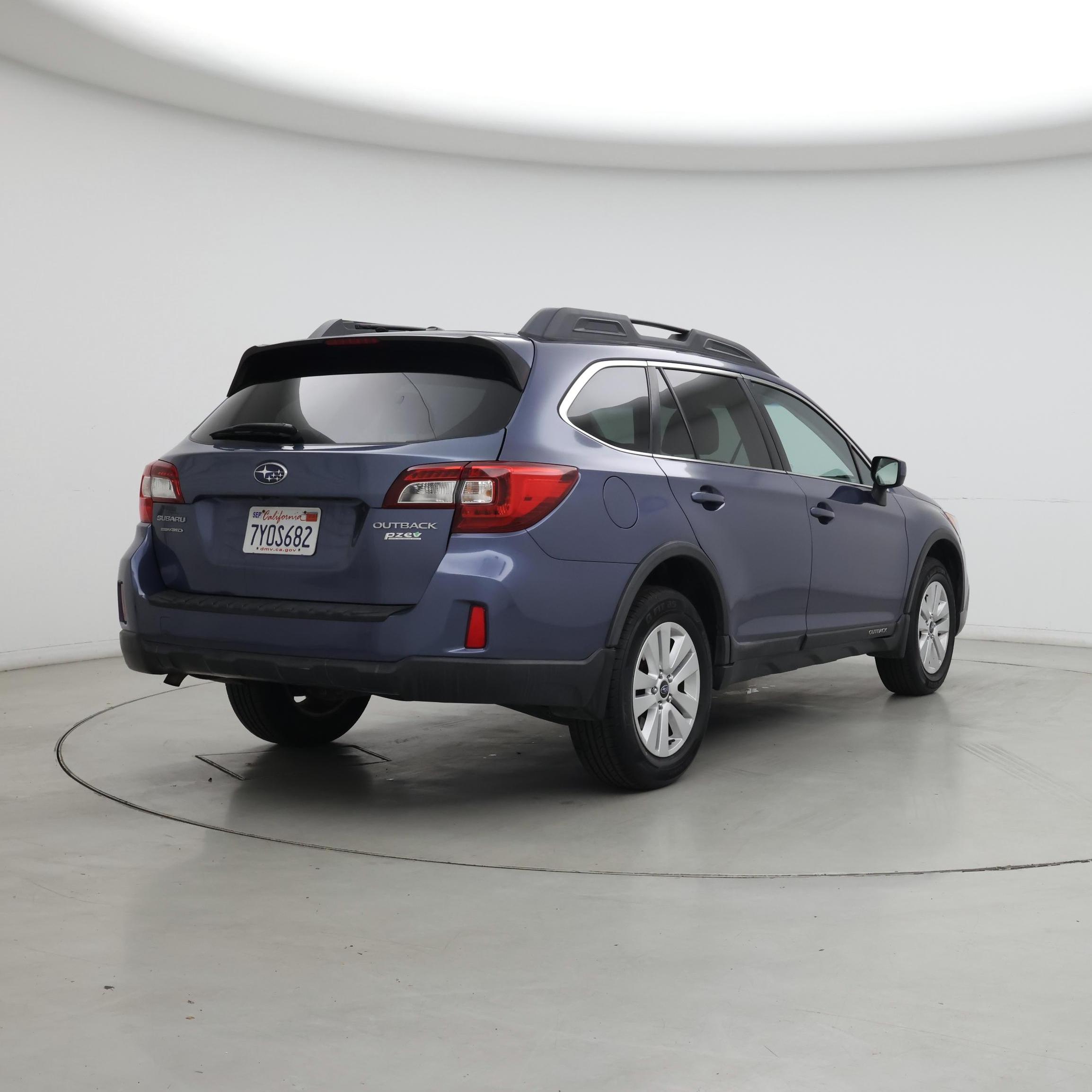 Thumbnail: 2015 Subaru Outback - 8