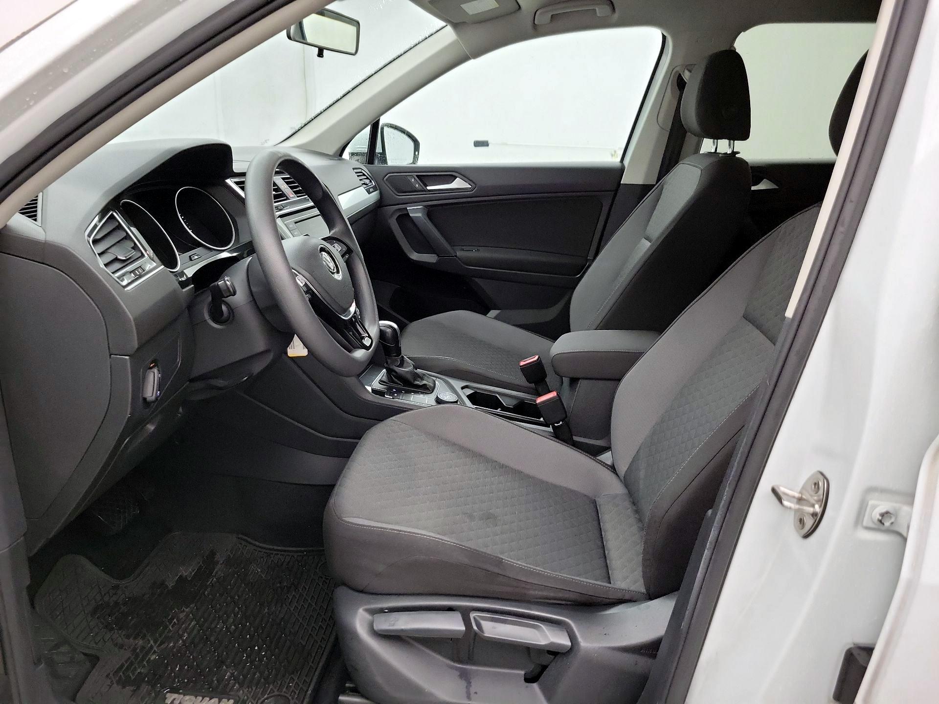 Thumbnail: 2019 Volkswagen Tiguan - 11