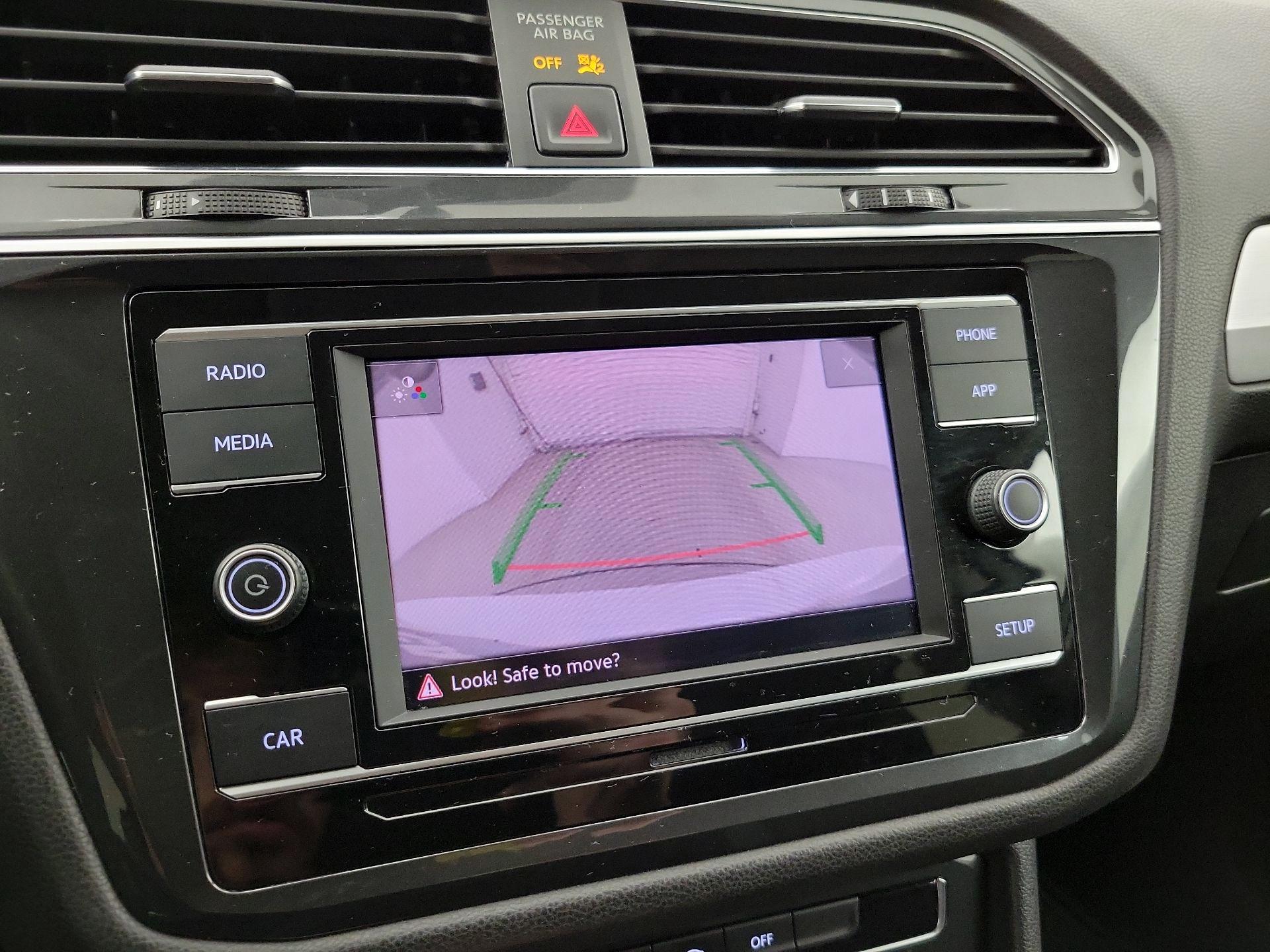 Thumbnail: 2019 Volkswagen Tiguan - 14