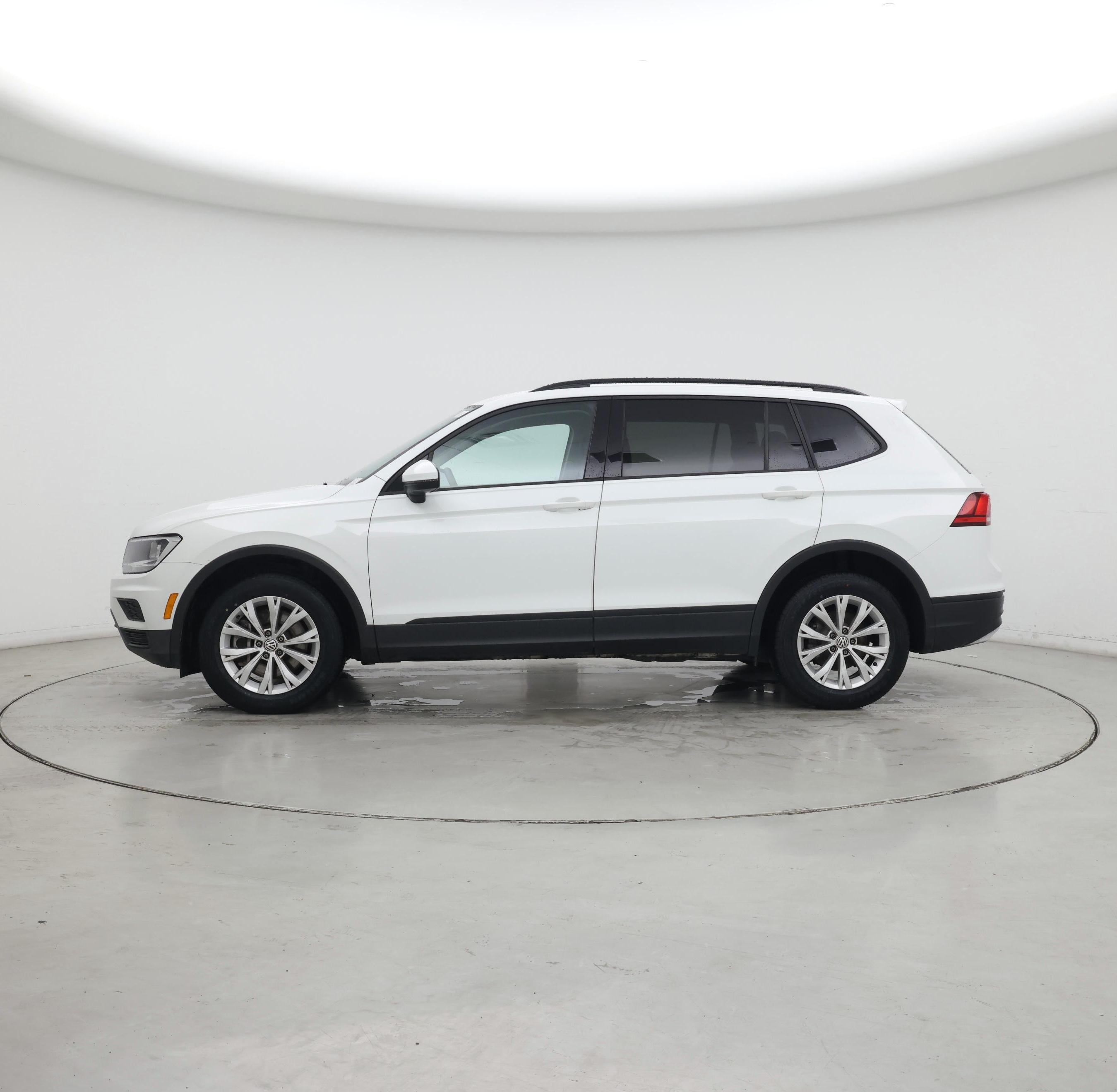 Thumbnail: 2019 Volkswagen Tiguan - 3