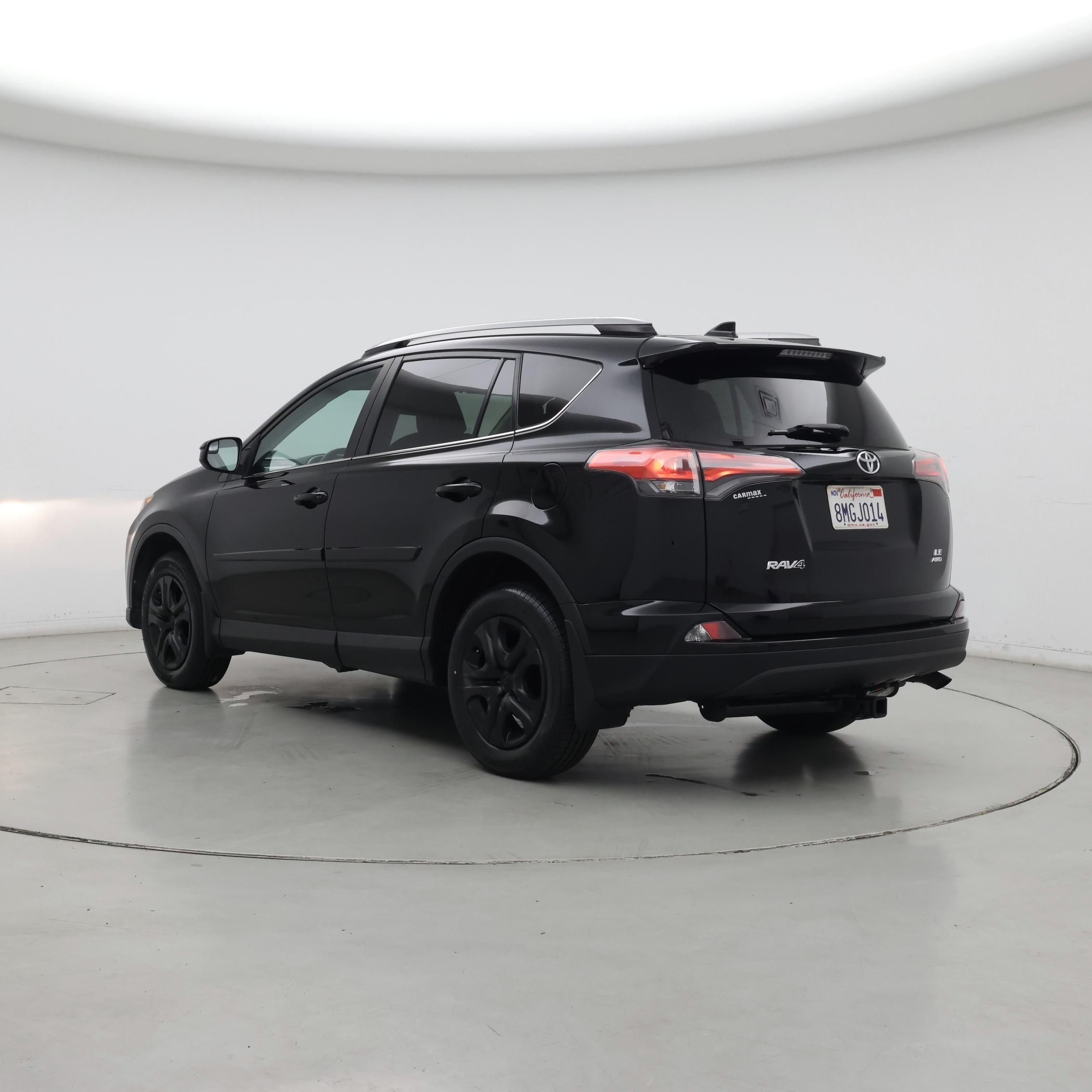 Thumbnail: 2017 Toyota RAV4 - 2