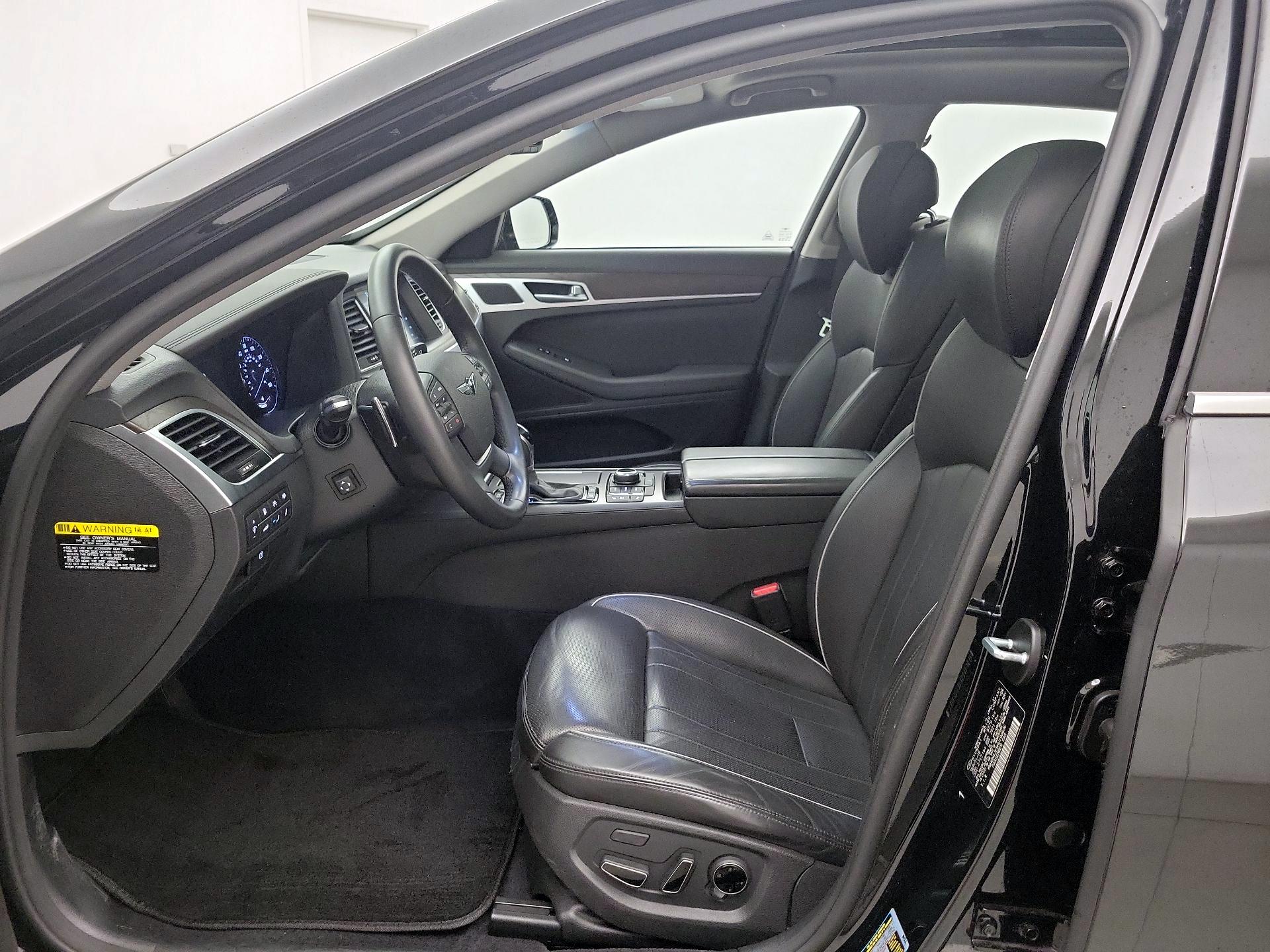 Thumbnail: 2017 Genesis G80 - 11