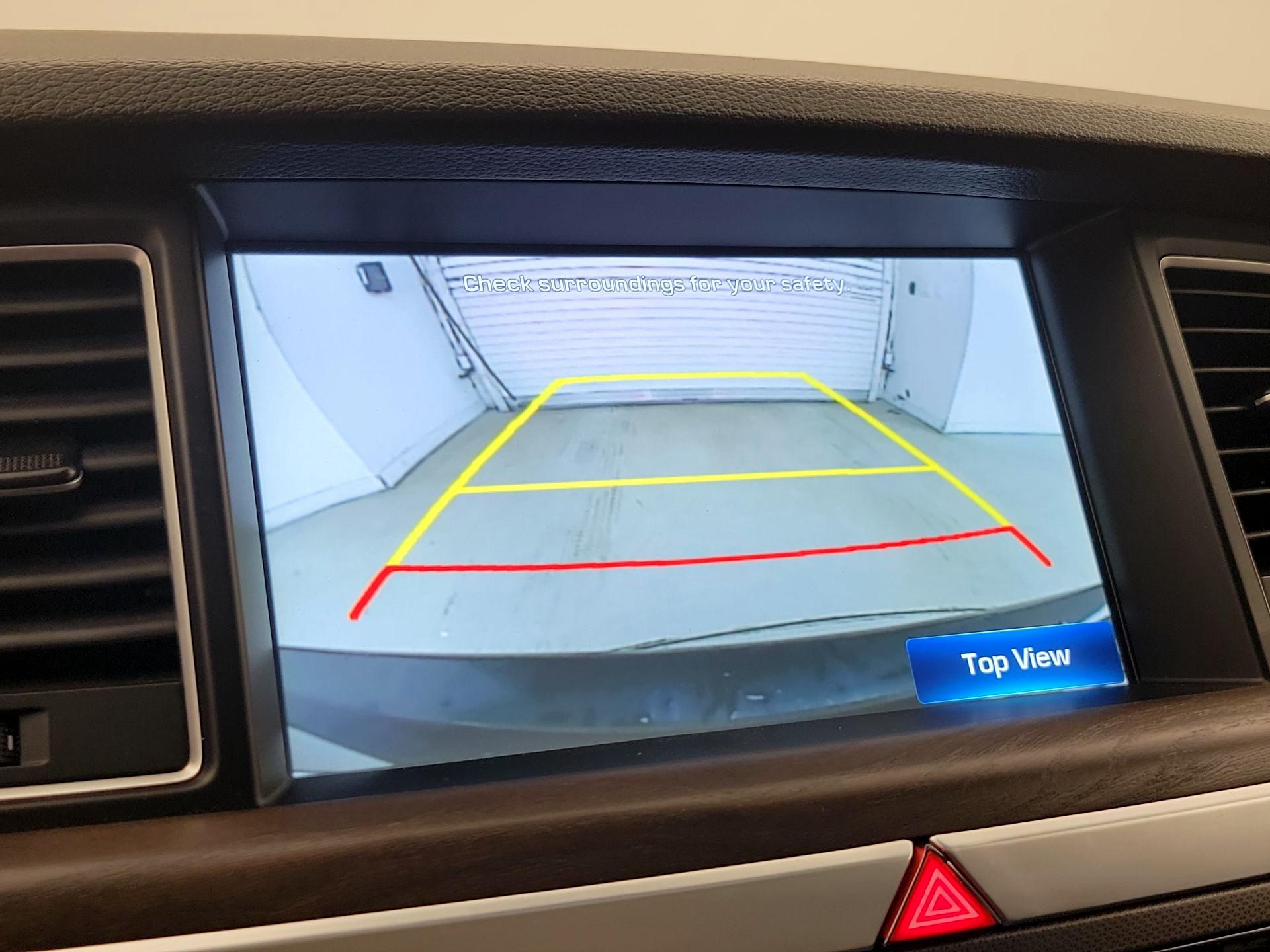 Thumbnail: 2017 Genesis G80 - 15