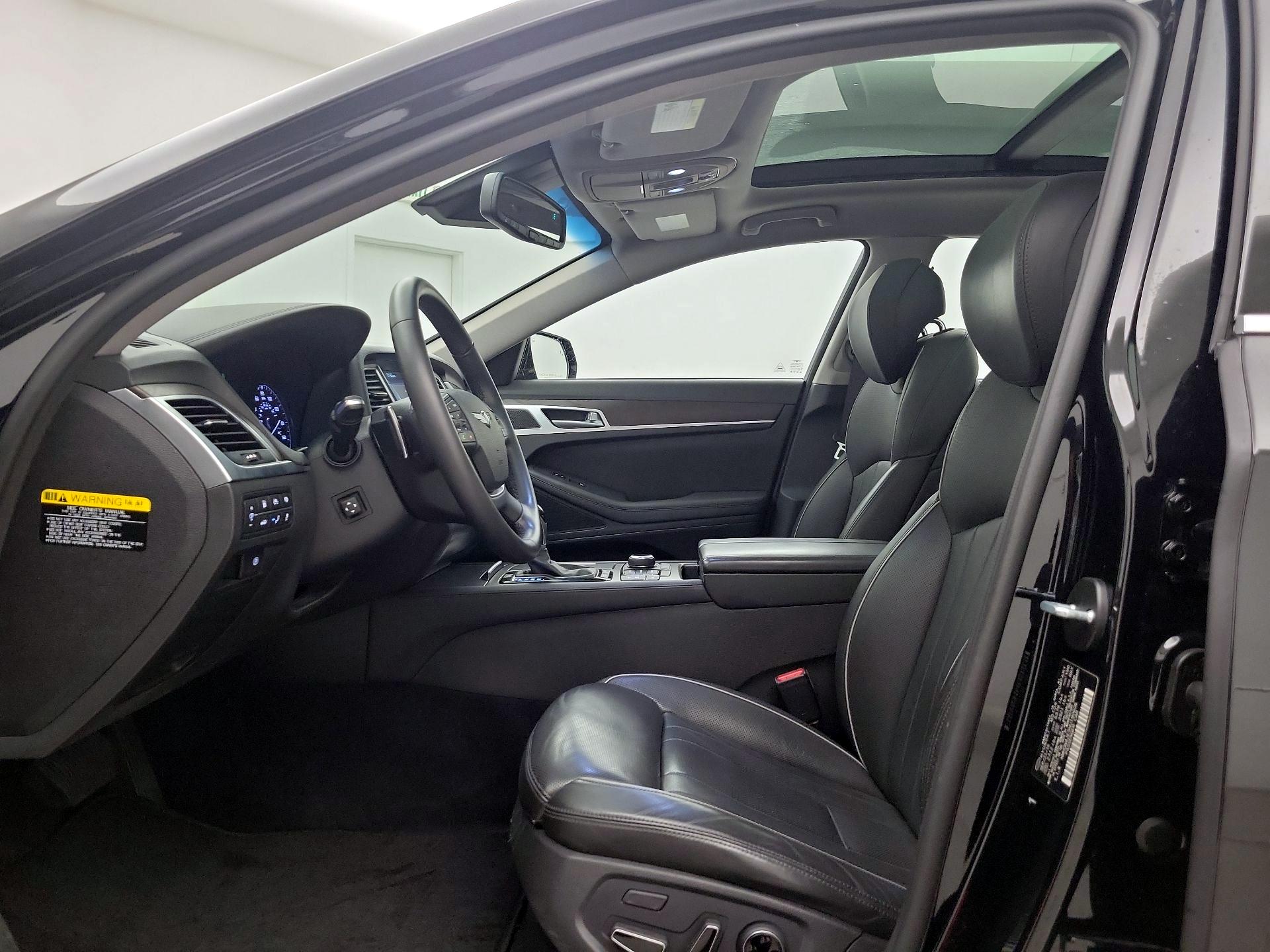 Thumbnail: 2017 Genesis G80 - 20