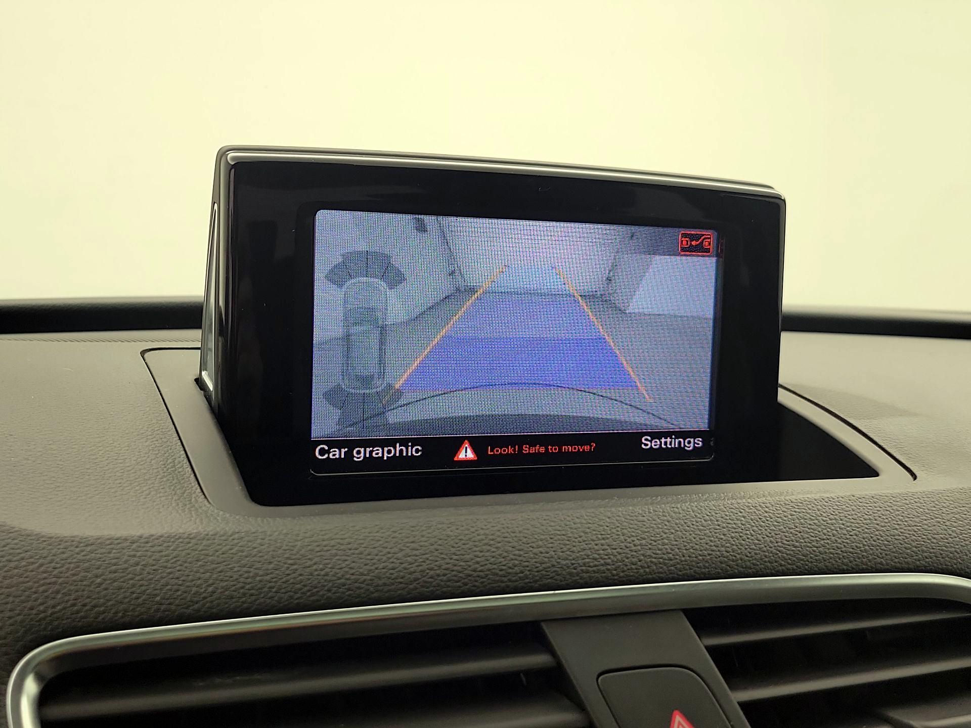 Thumbnail: 2018 Audi Q3 - 14