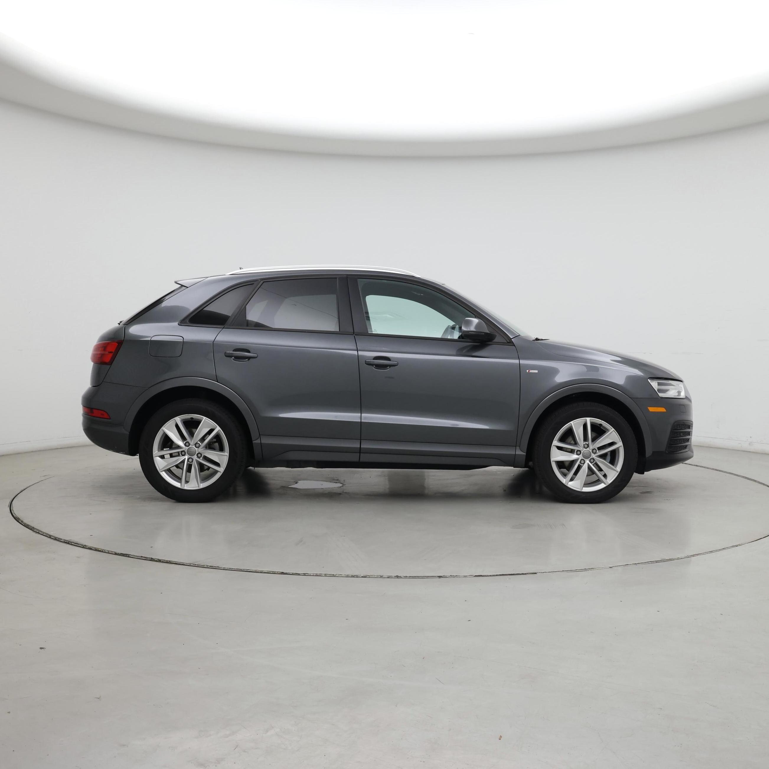 Thumbnail: 2018 Audi Q3 - 7