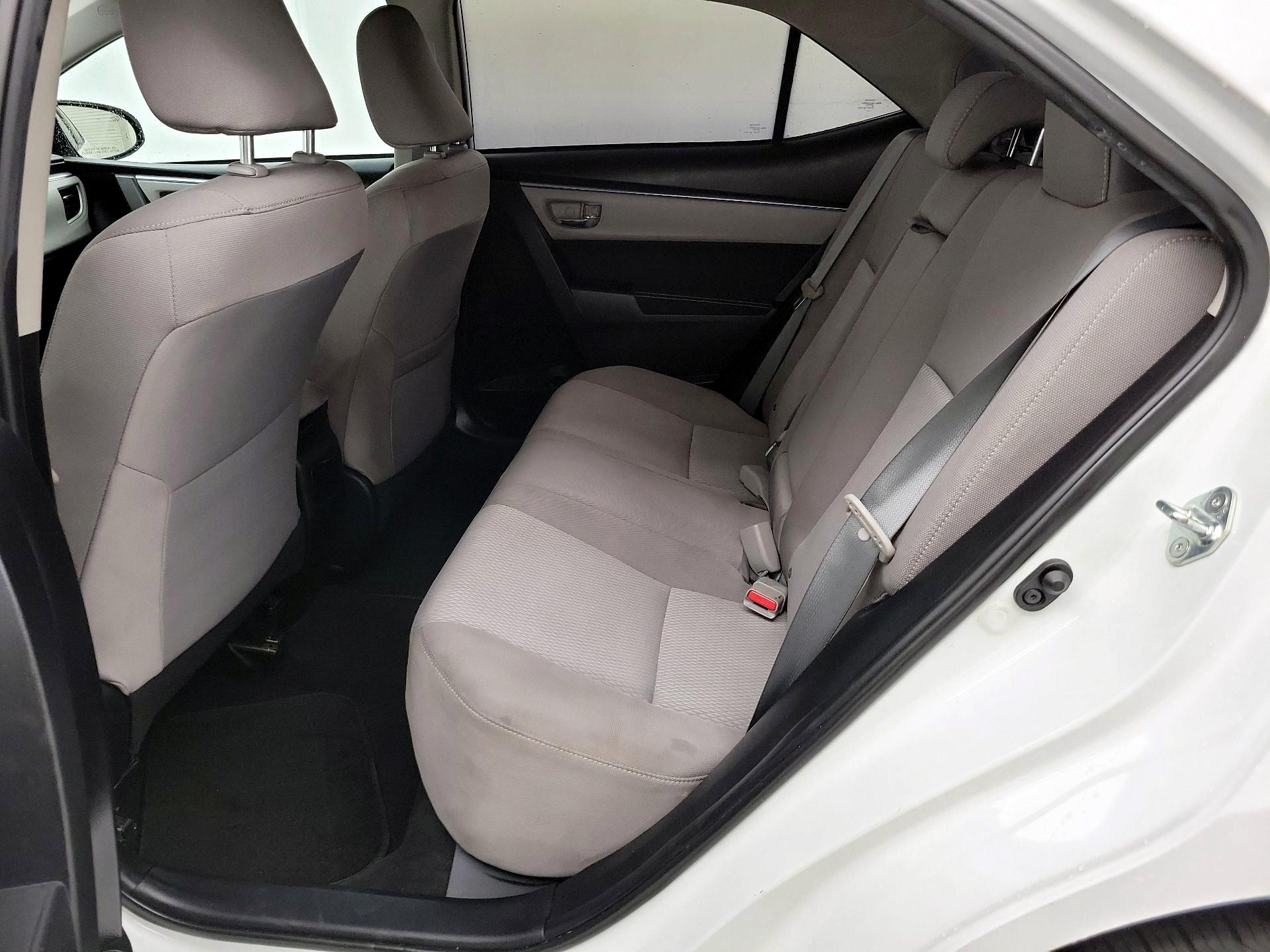 Thumbnail: 2015 Toyota Corolla - 19