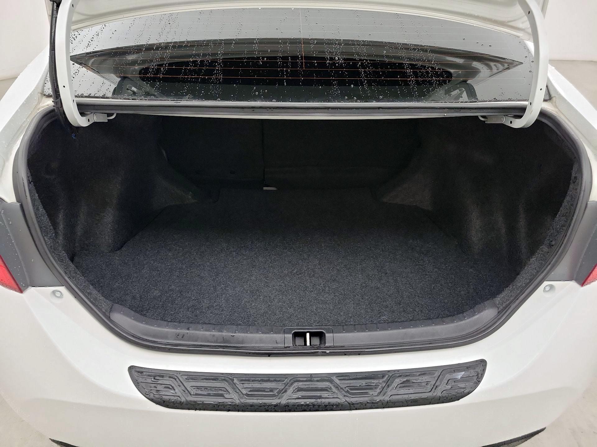 Thumbnail: 2015 Toyota Corolla - 20